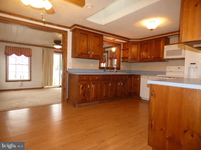 FOREST HILLS - Residential