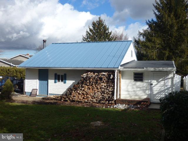 FOREST HILLS - Residential