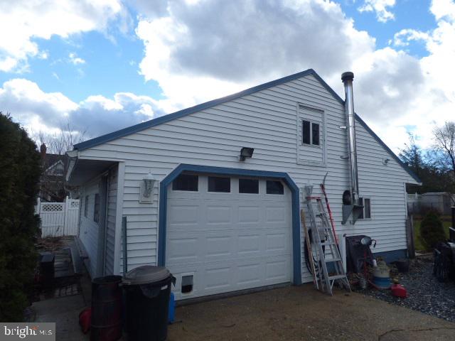 FOREST HILLS - Residential