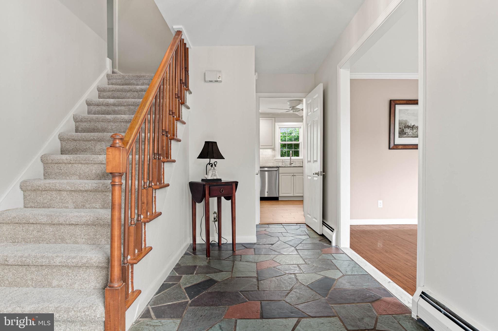 DEVON DOWNS - Residential