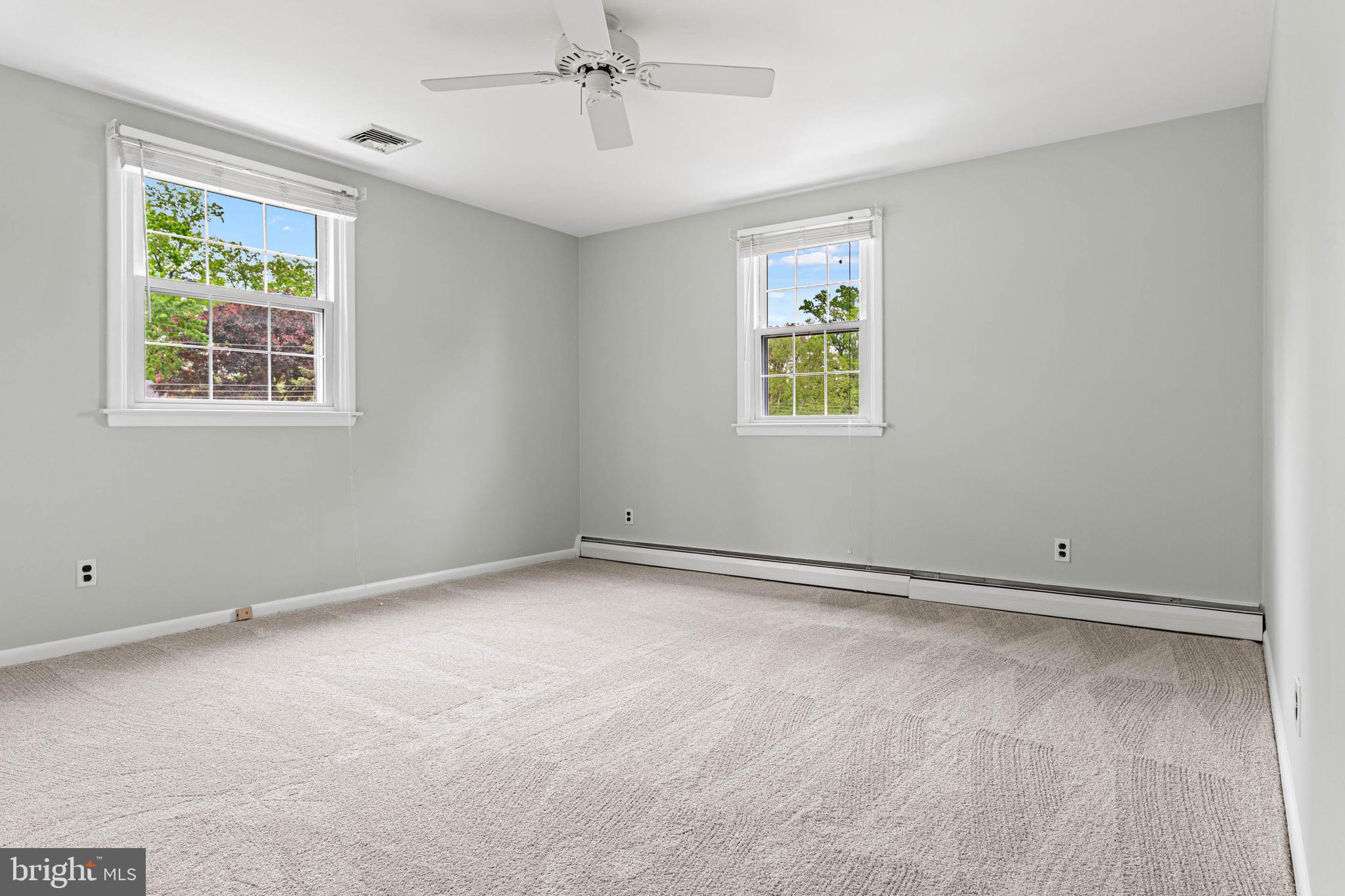 DEVON DOWNS - Residential
