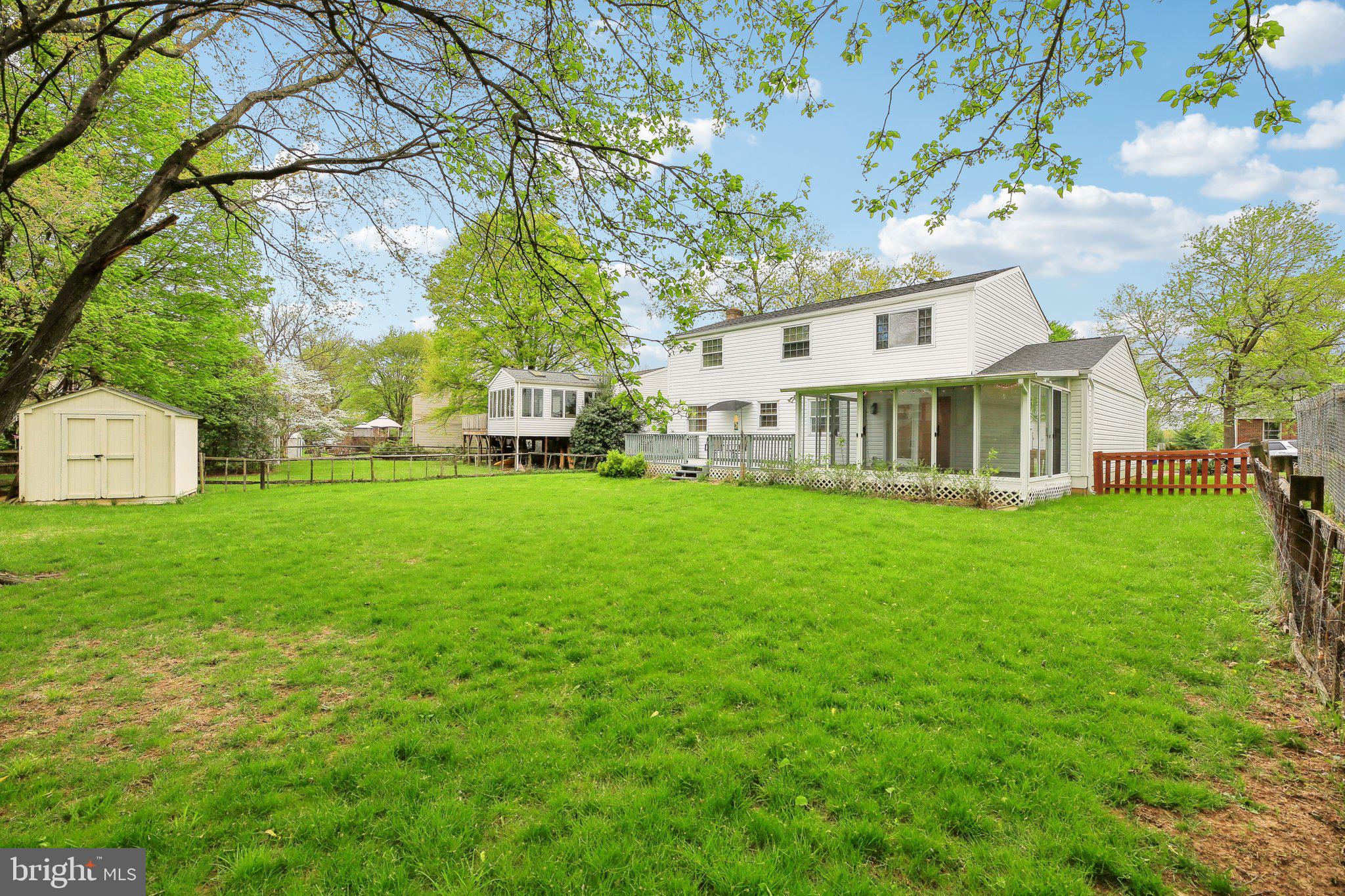 AMBER MEADOWS - Residential