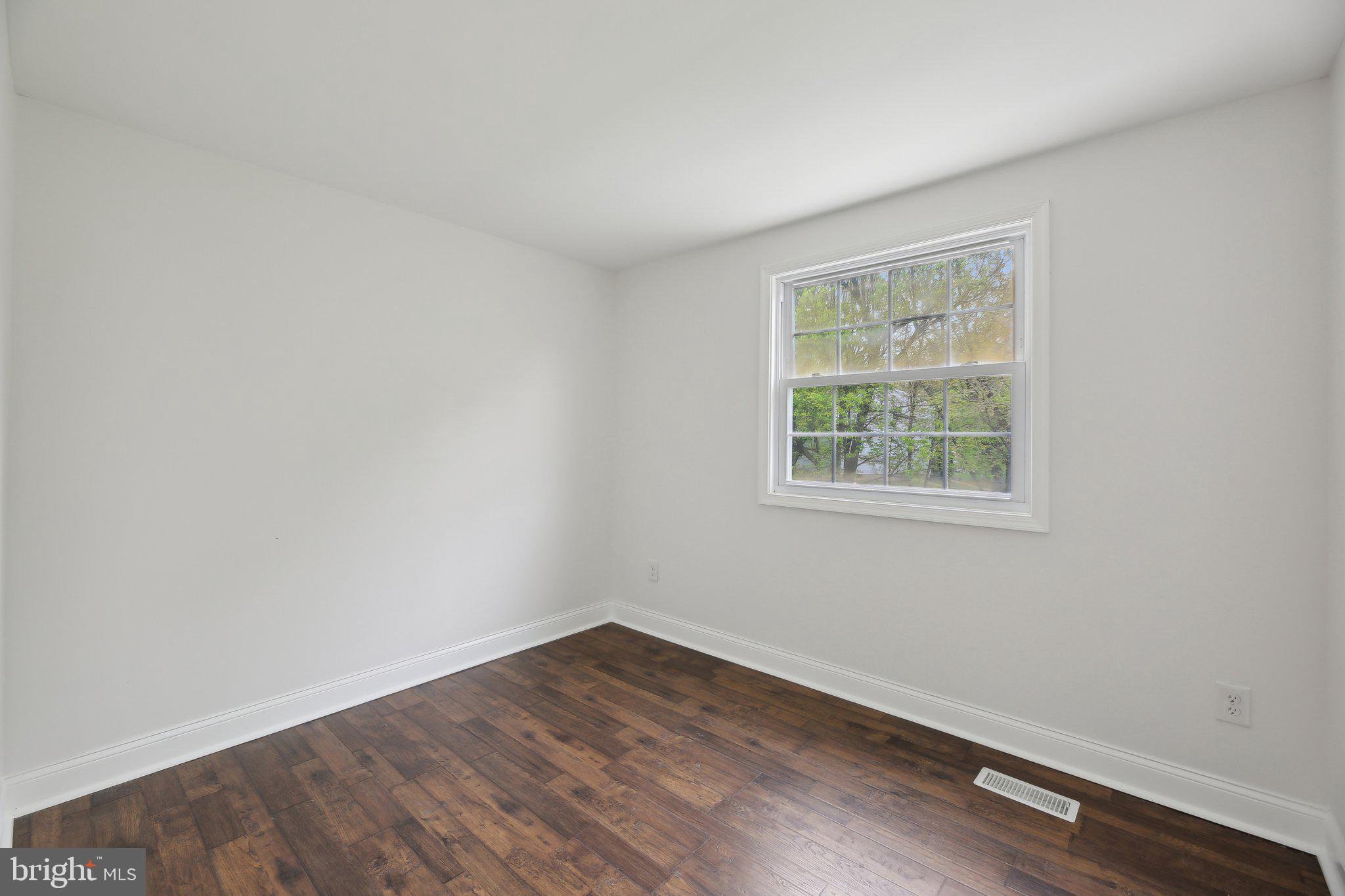 AMBER MEADOWS - Residential