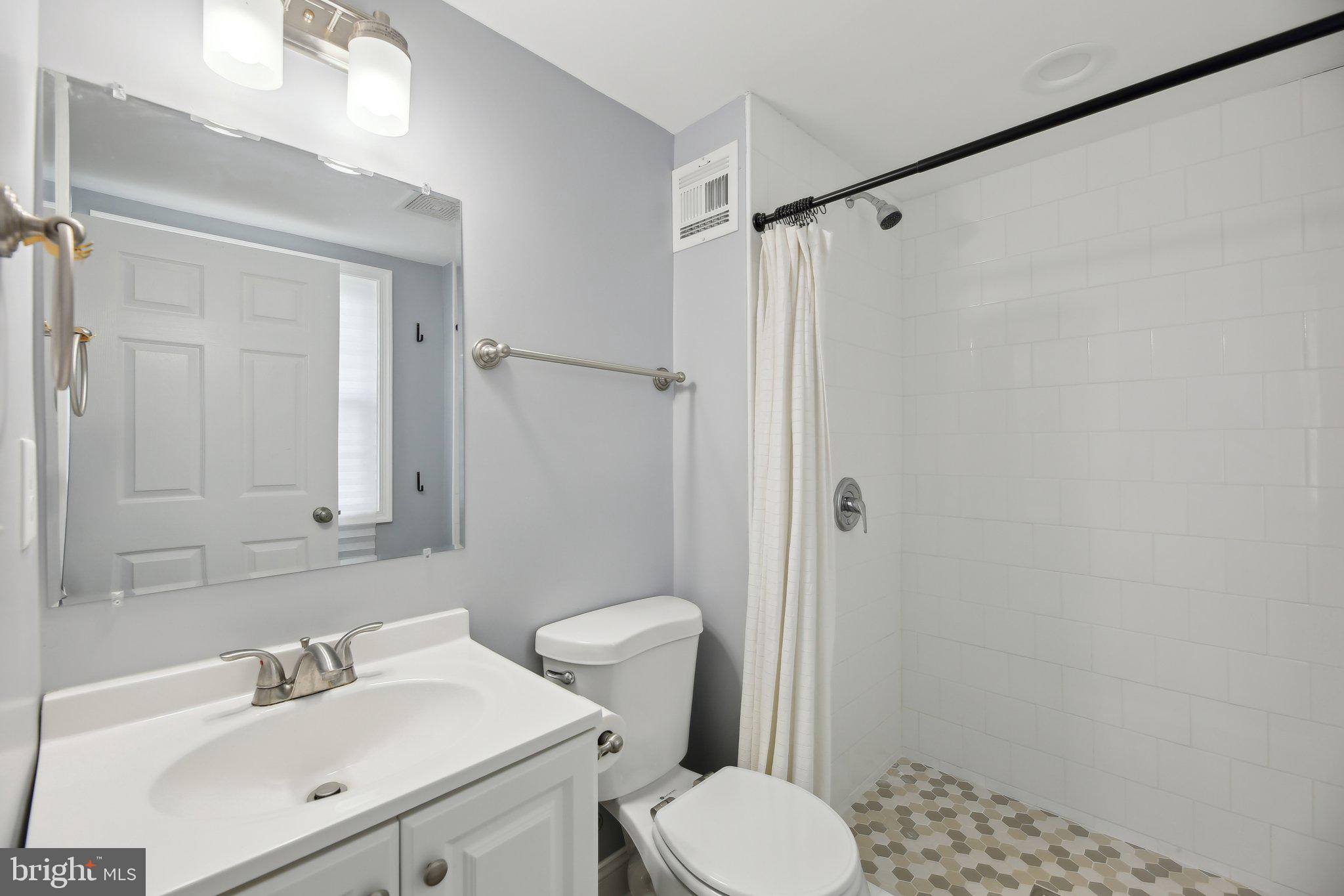 AMBER MEADOWS - Residential