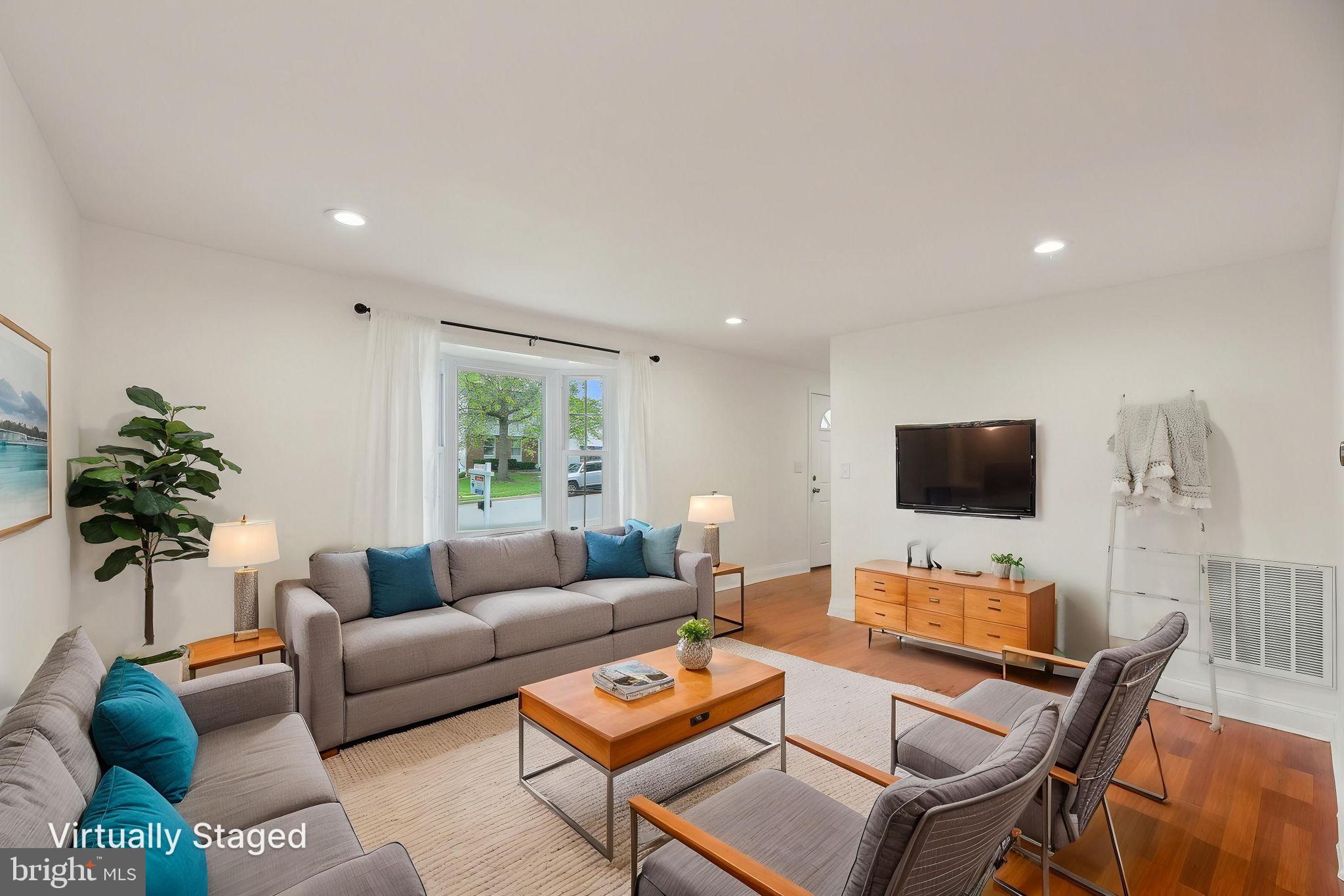 AMBER MEADOWS - Residential