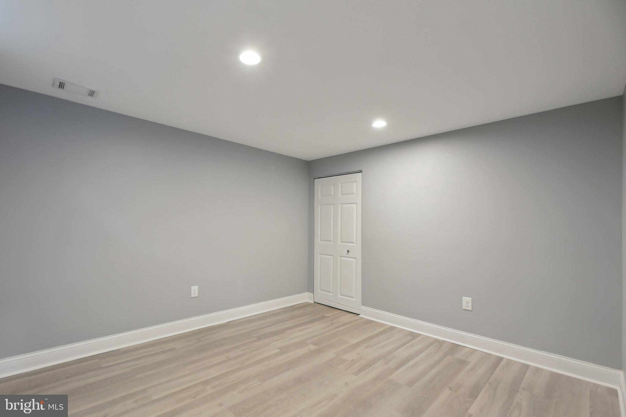 AMBER MEADOWS - Residential