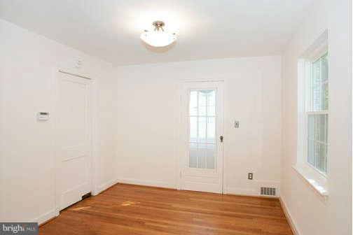 GREENACRES - Residential Lease