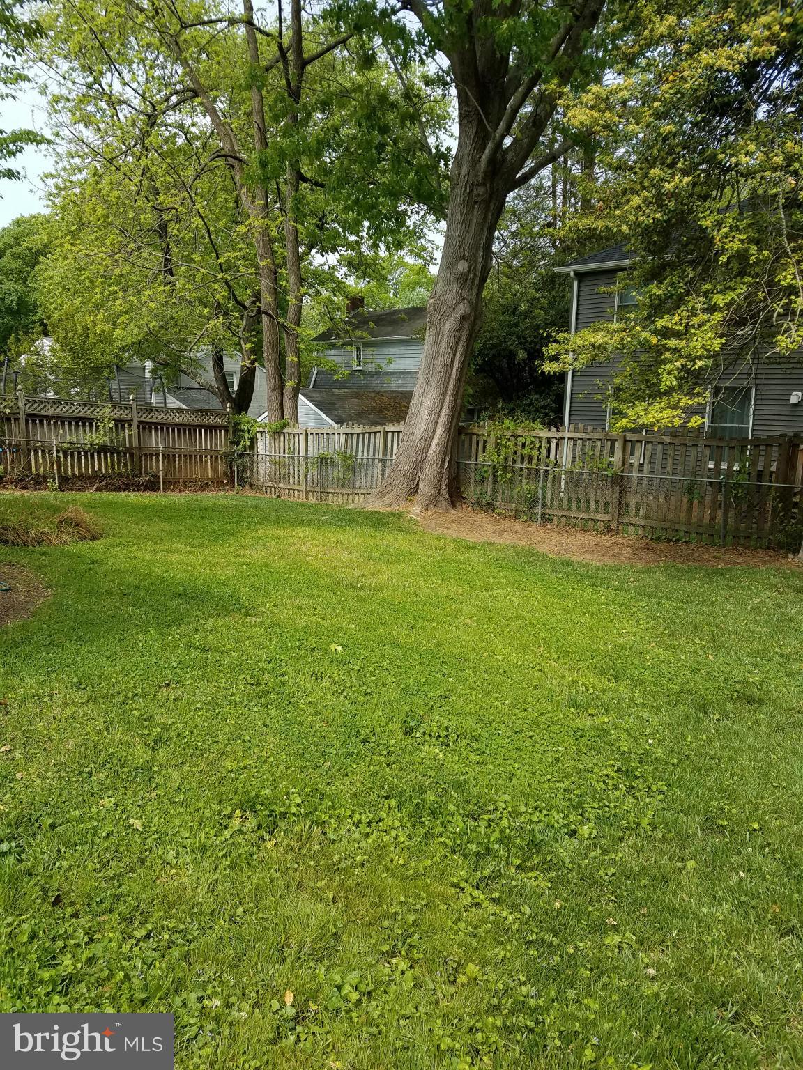 GREENACRES - Residential Lease