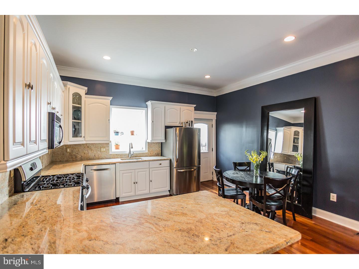 BELLA VISTA - Residential