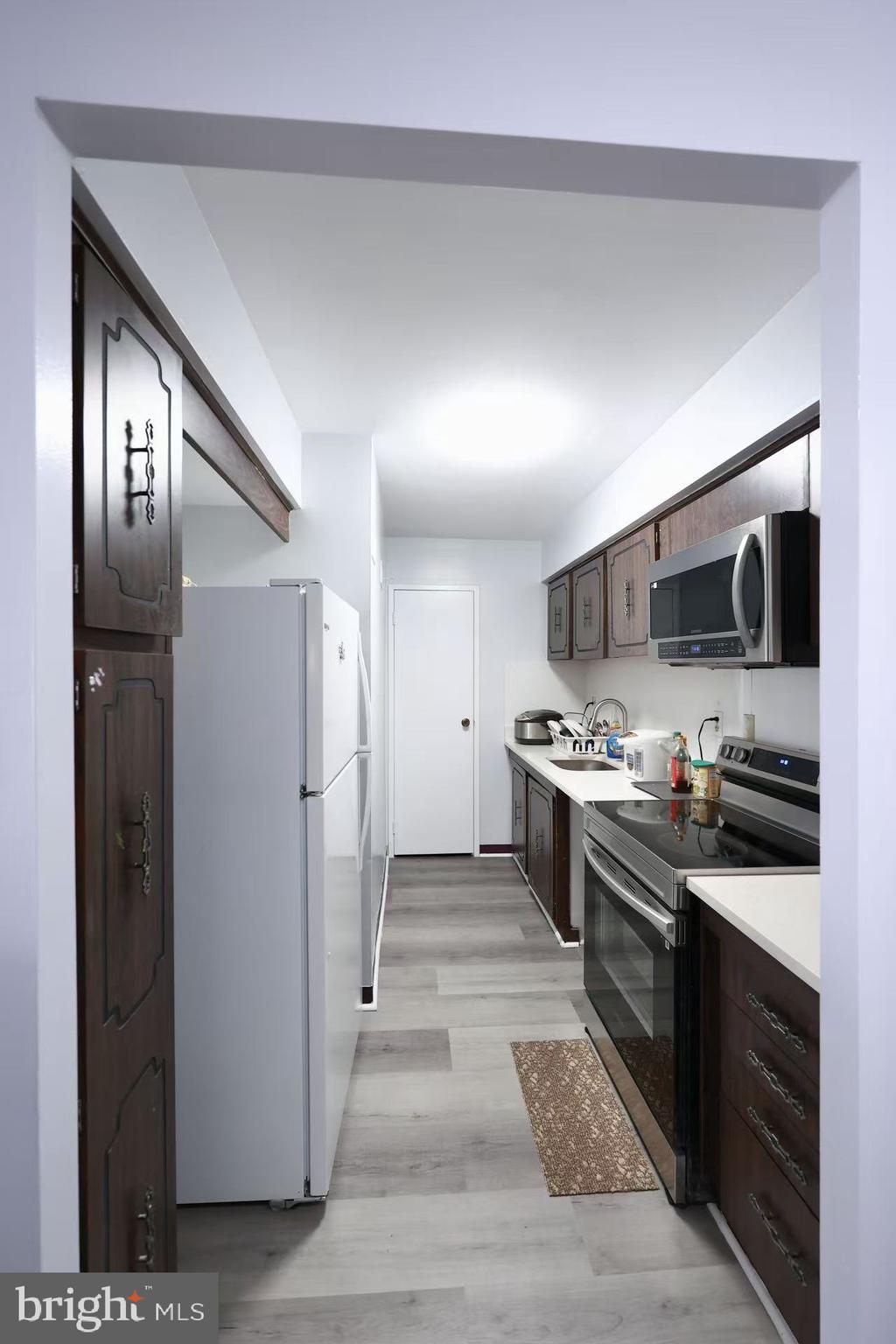 MAYFAIR - Residential