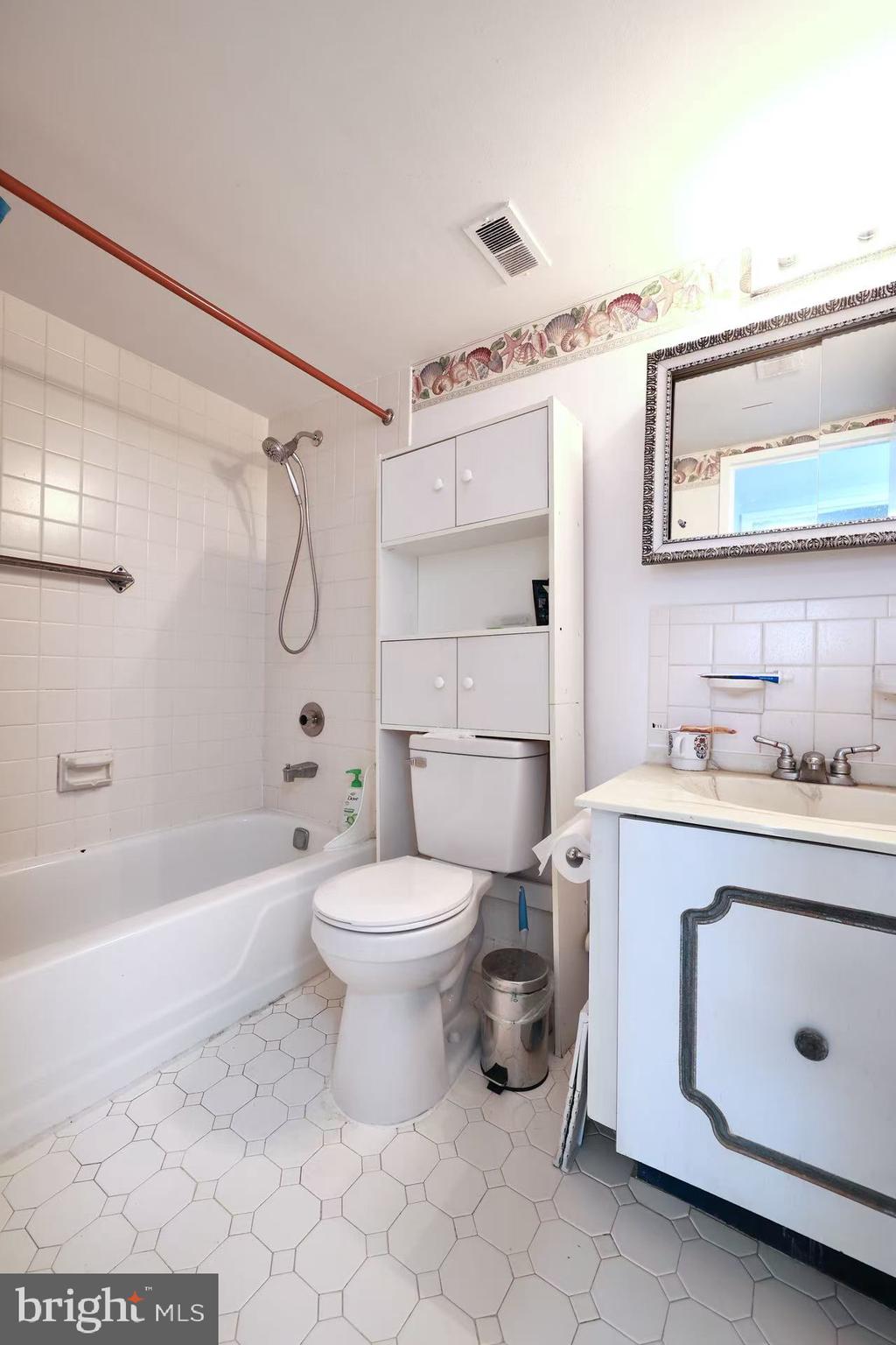 MAYFAIR - Residential