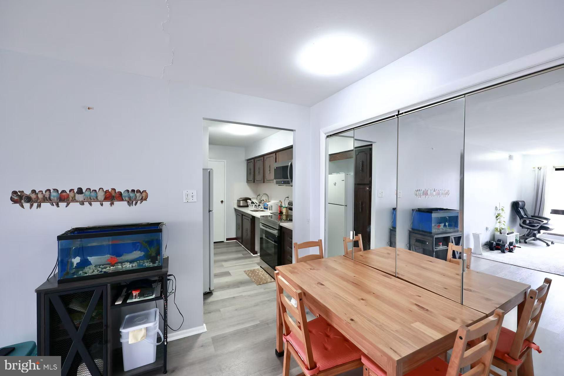 MAYFAIR - Residential