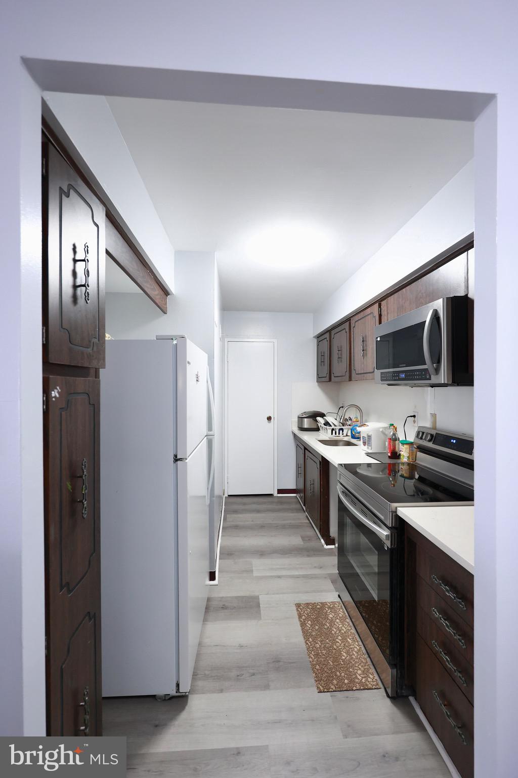 MAYFAIR - Residential