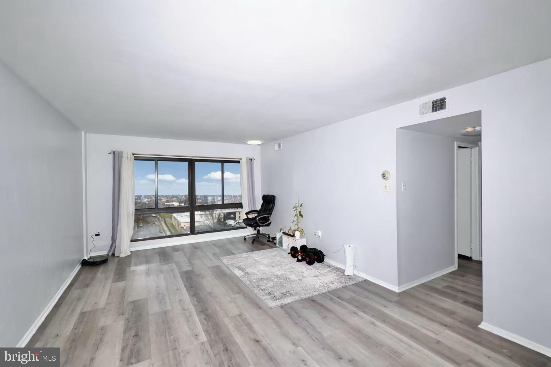 MAYFAIR - Residential