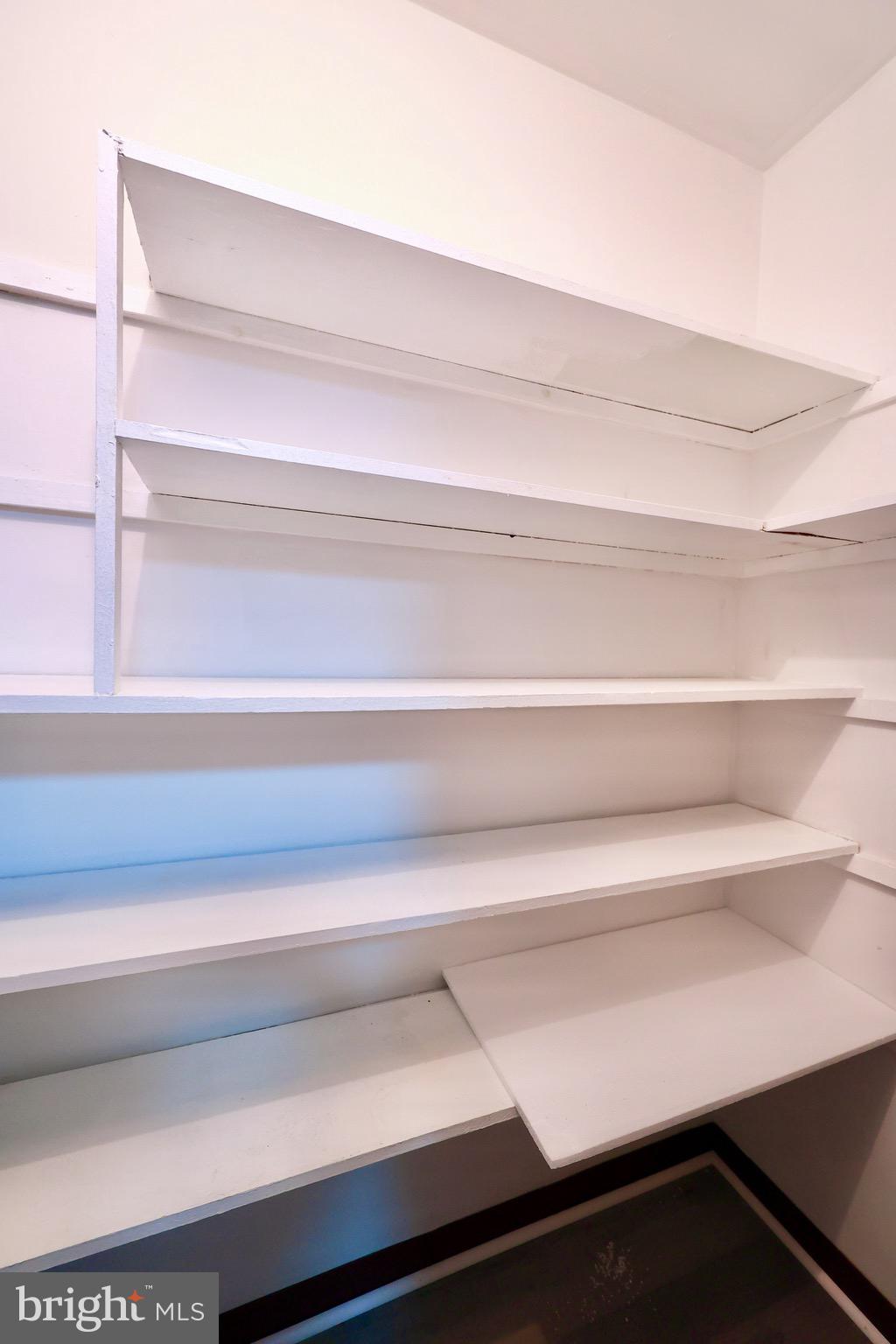 MAYFAIR - Residential