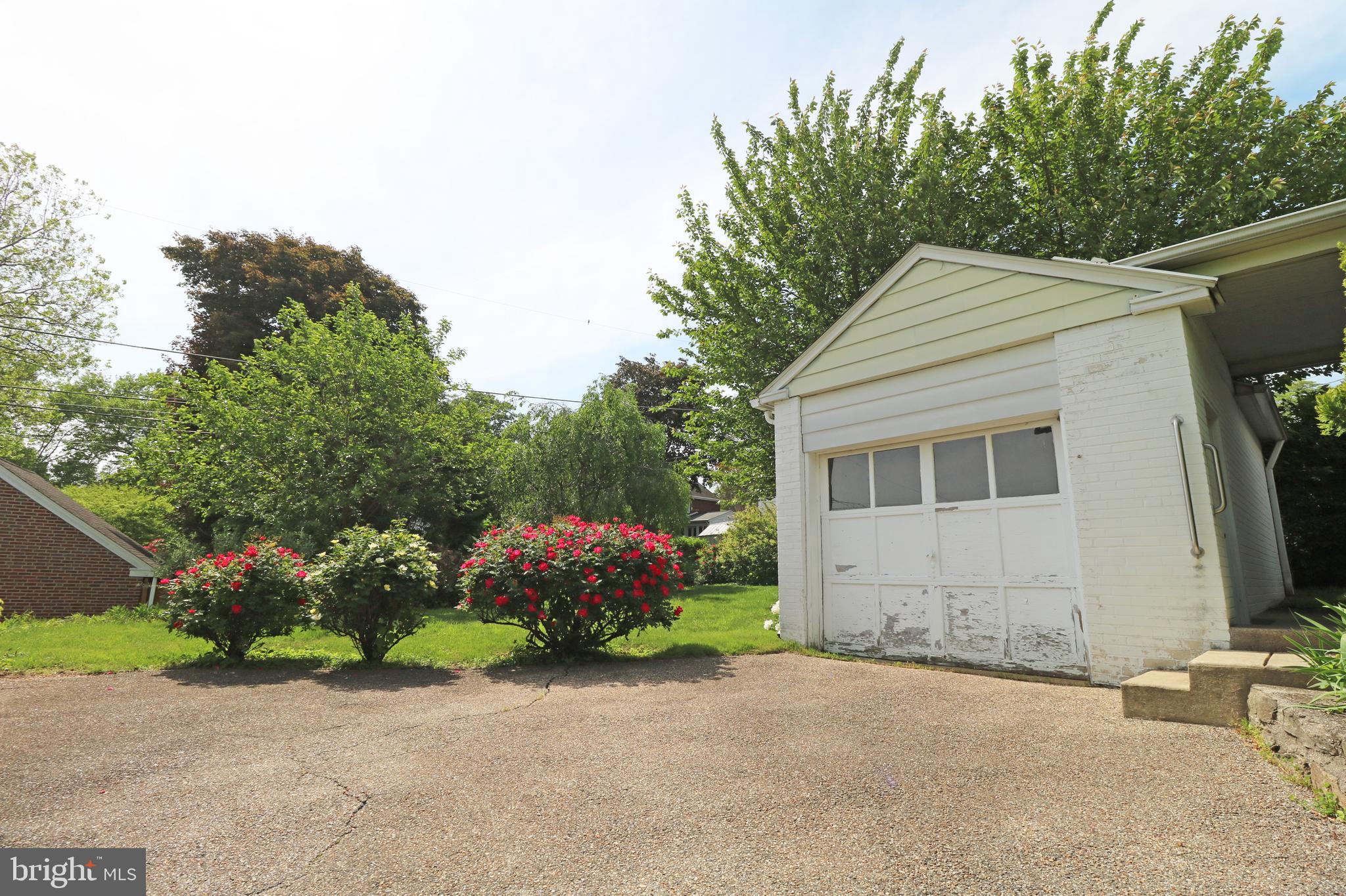 ROLLING GREEN - Residential