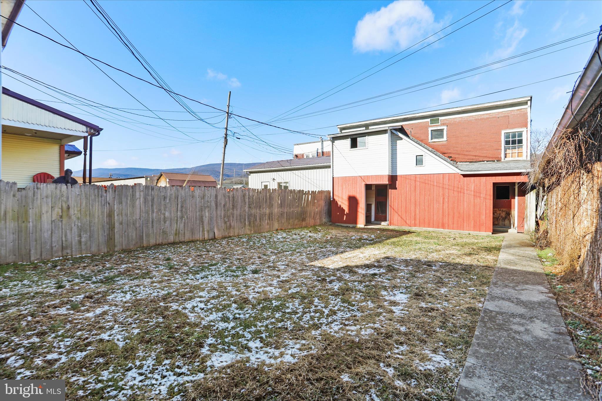 SOUTH END - Residential