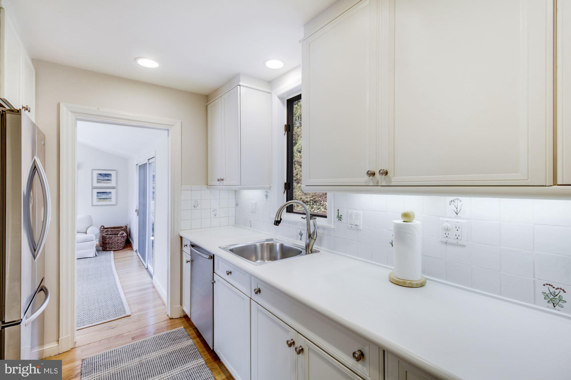 WOODACRES - Residential