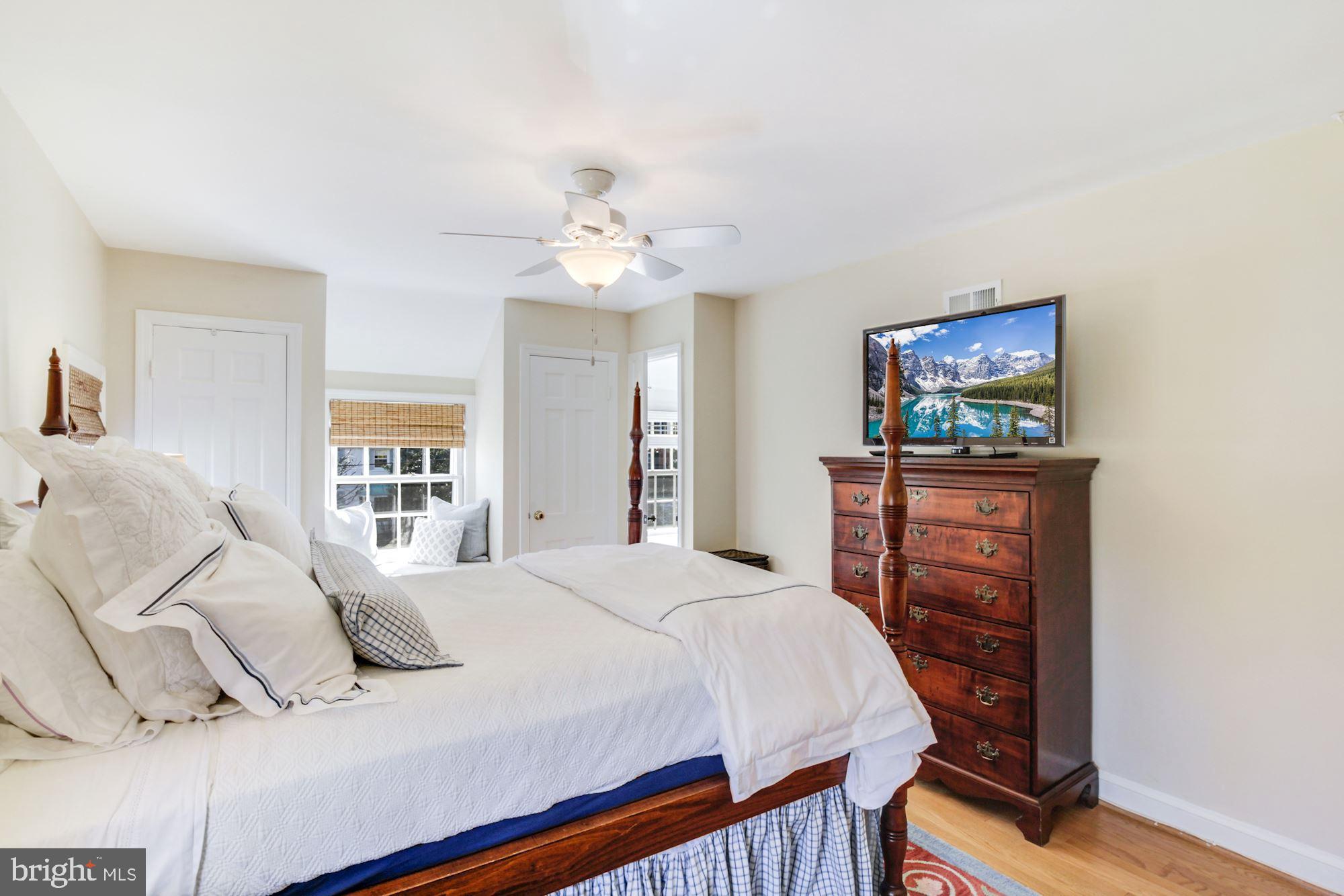 WOODACRES - Residential