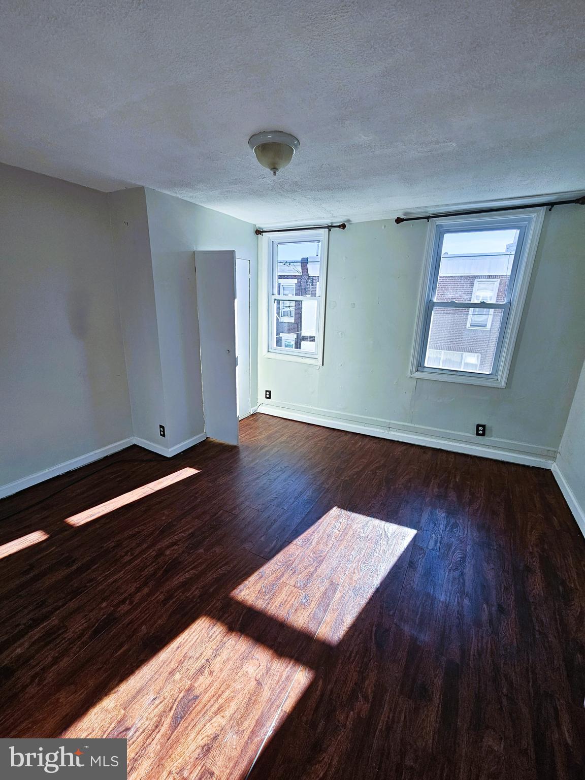 POINT BREEZE - Residential Lease