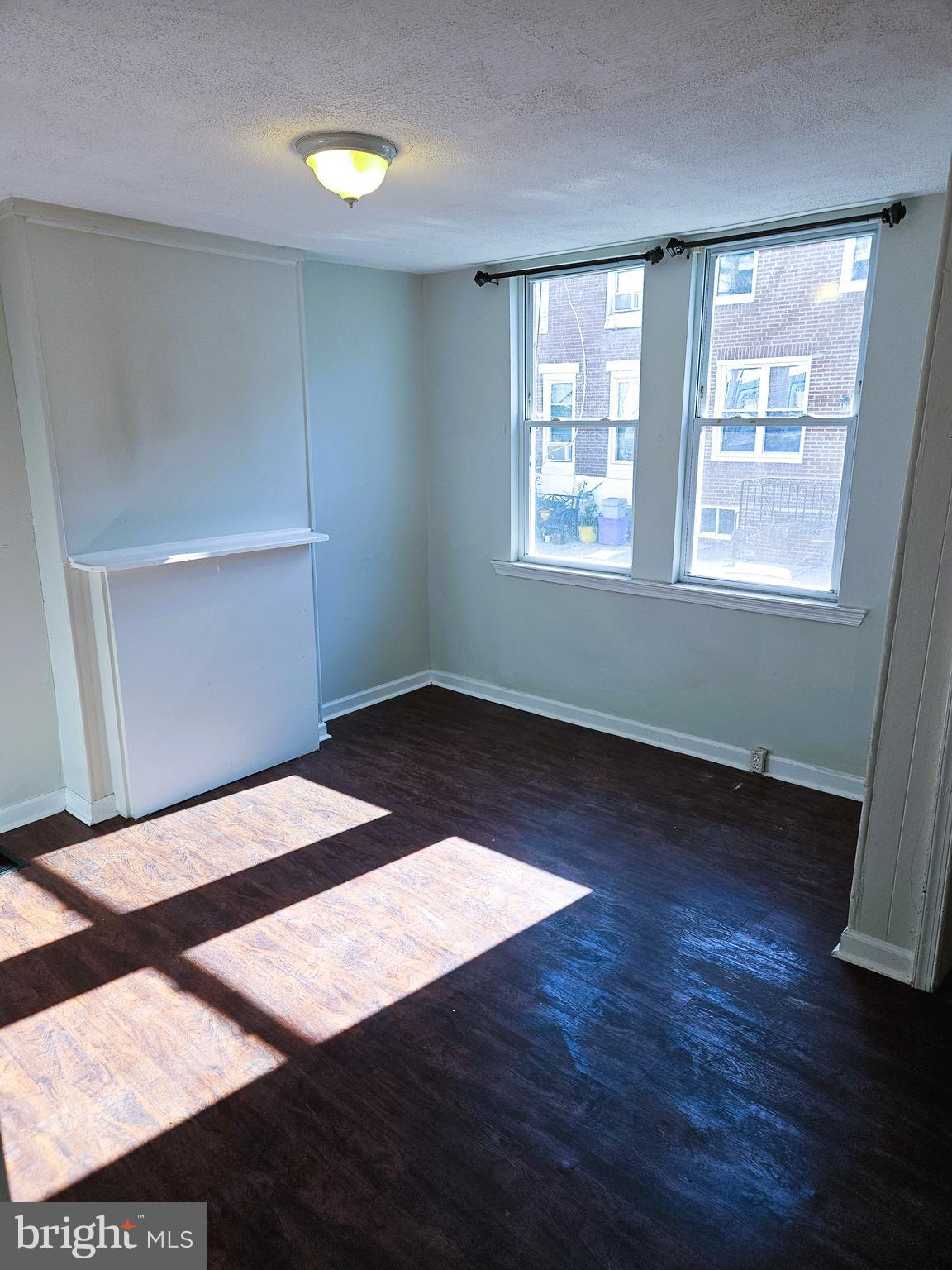 POINT BREEZE - Residential Lease