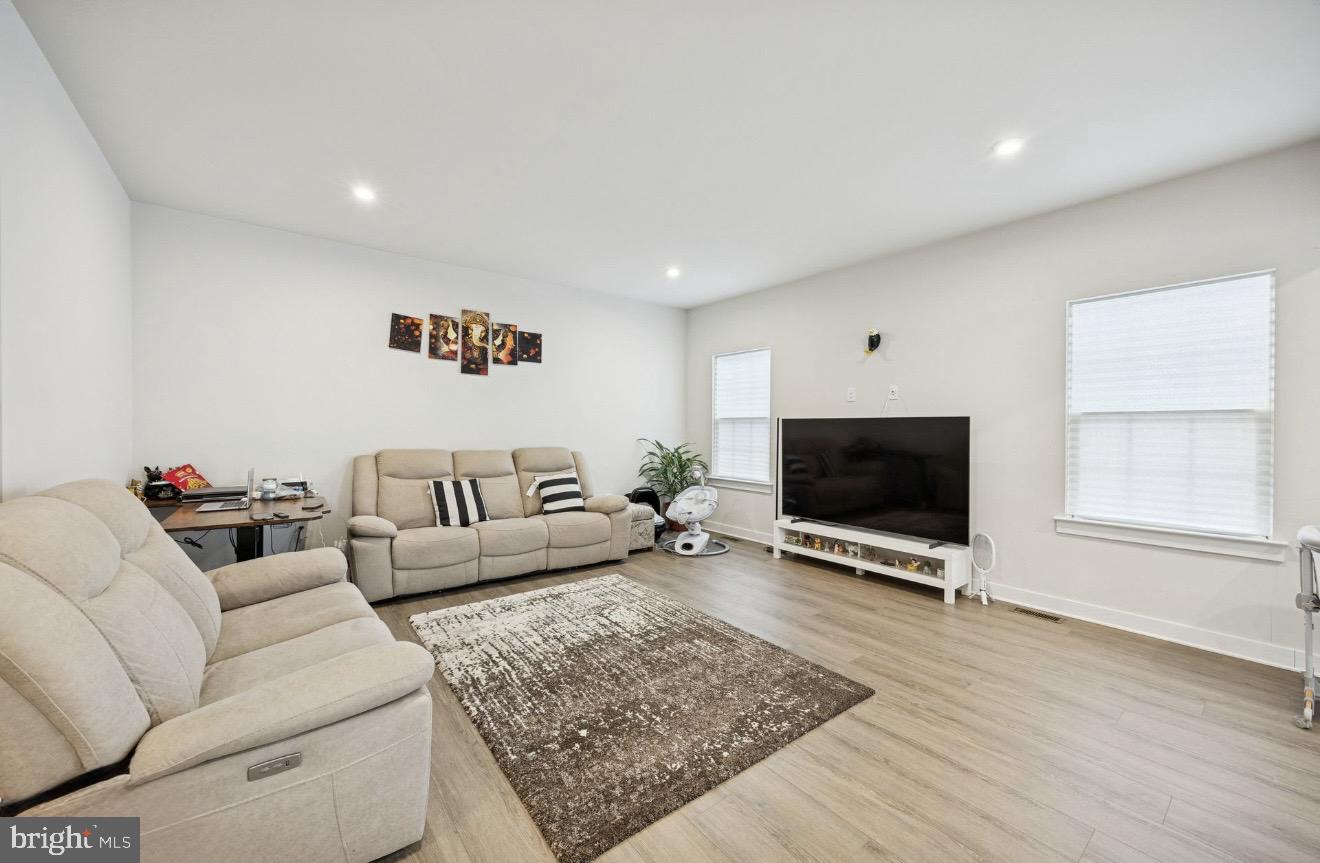 CHESTNUT RIDGE - Residential