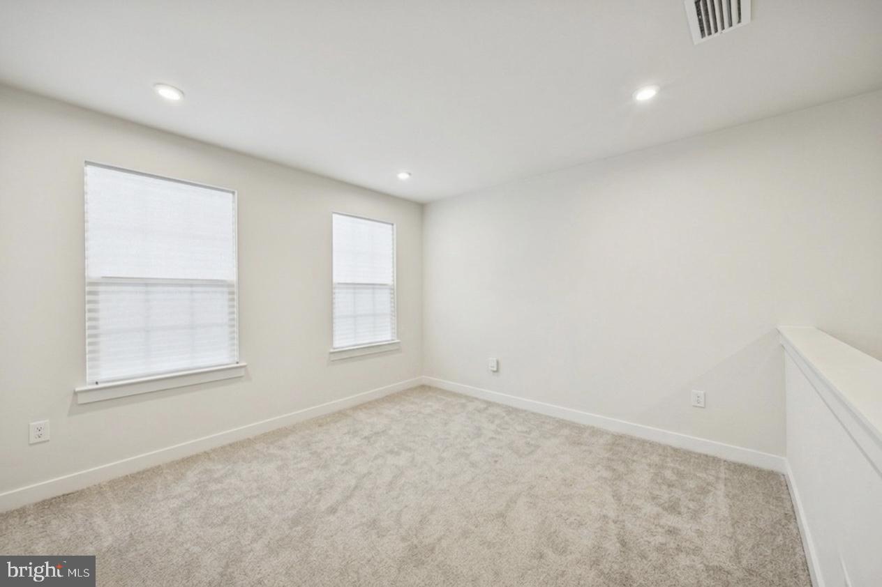 CHESTNUT RIDGE - Residential