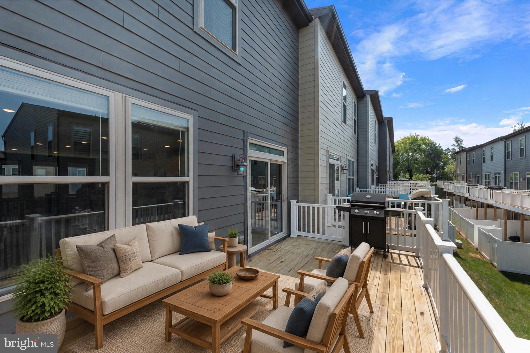 9862 BUCHANAN LOOP