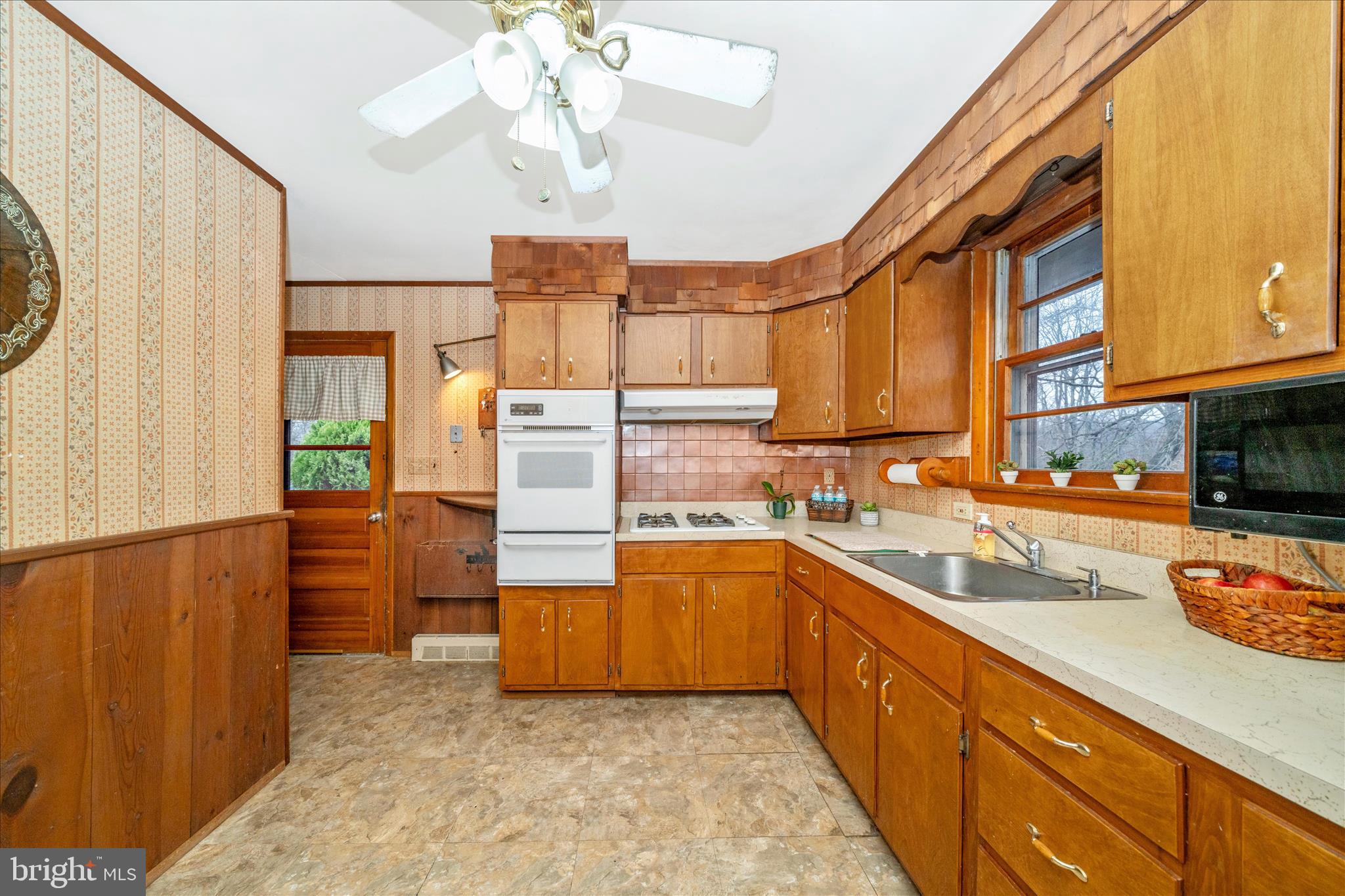 ALLVIEW ESTATES - Residential