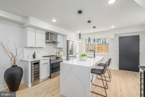 Townhouse For Sale - 2605 E Boston Street #1<br/> PHILADELPHIA, PA 19125