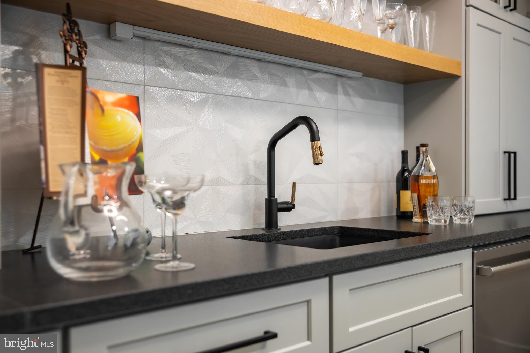 HANSBOROUGH - Residential