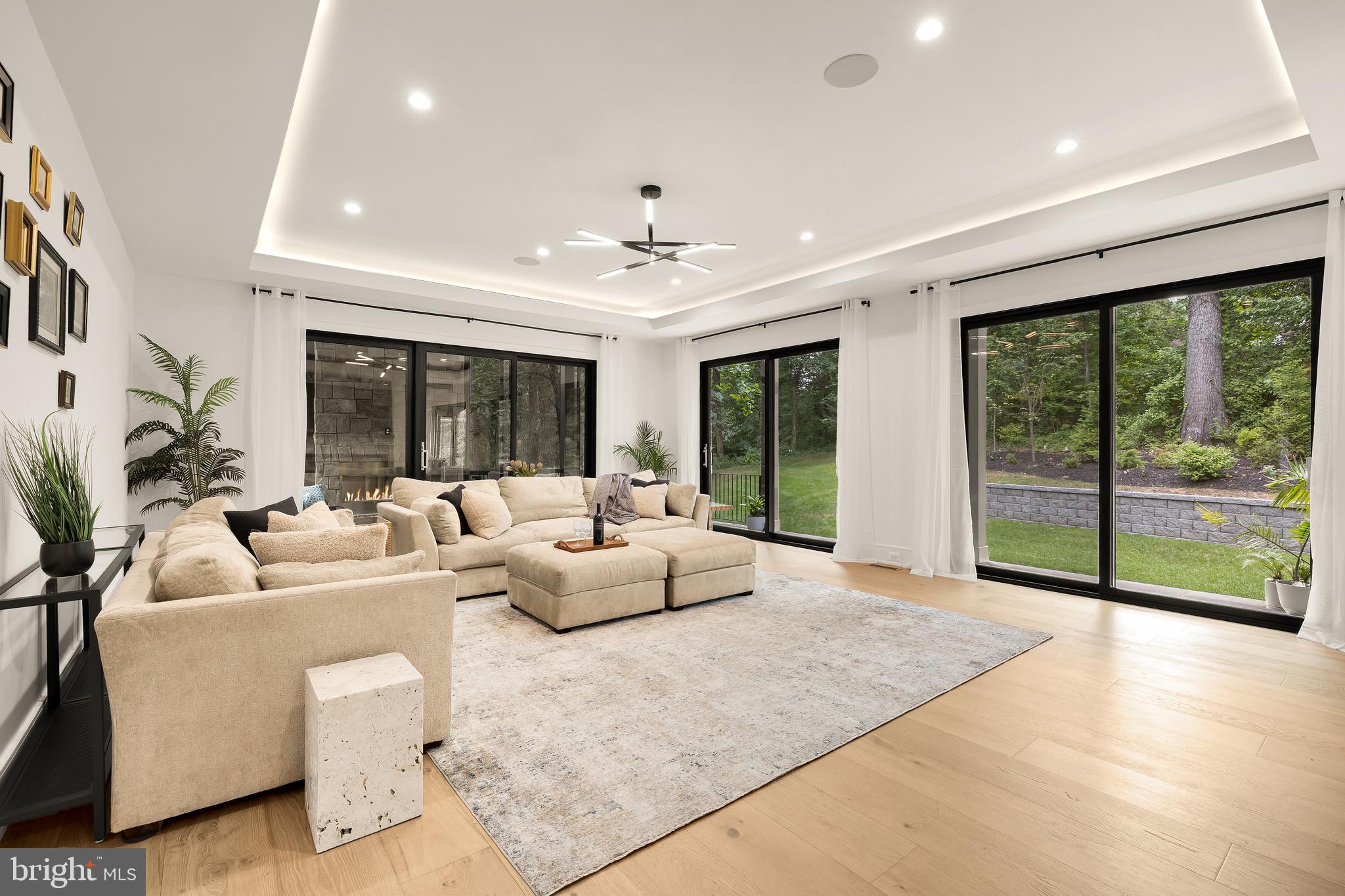 HANSBOROUGH - Residential