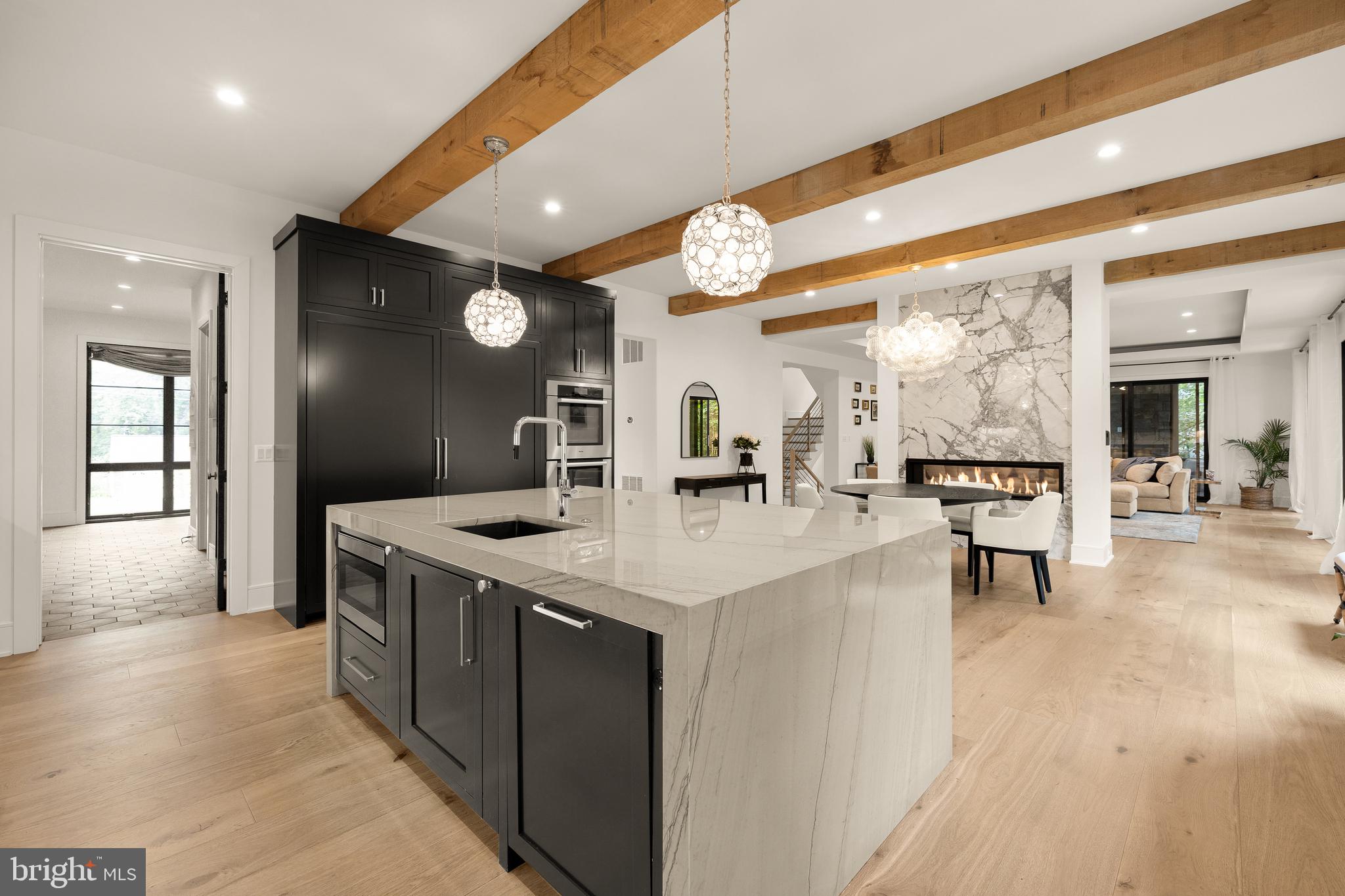 HANSBOROUGH - Residential