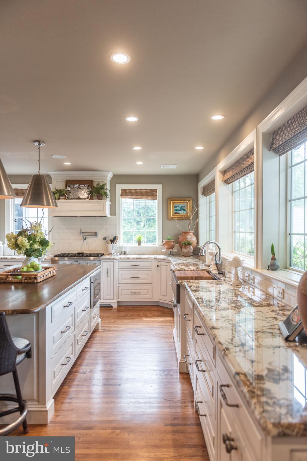 HERSHEY VILLAGE - Residential