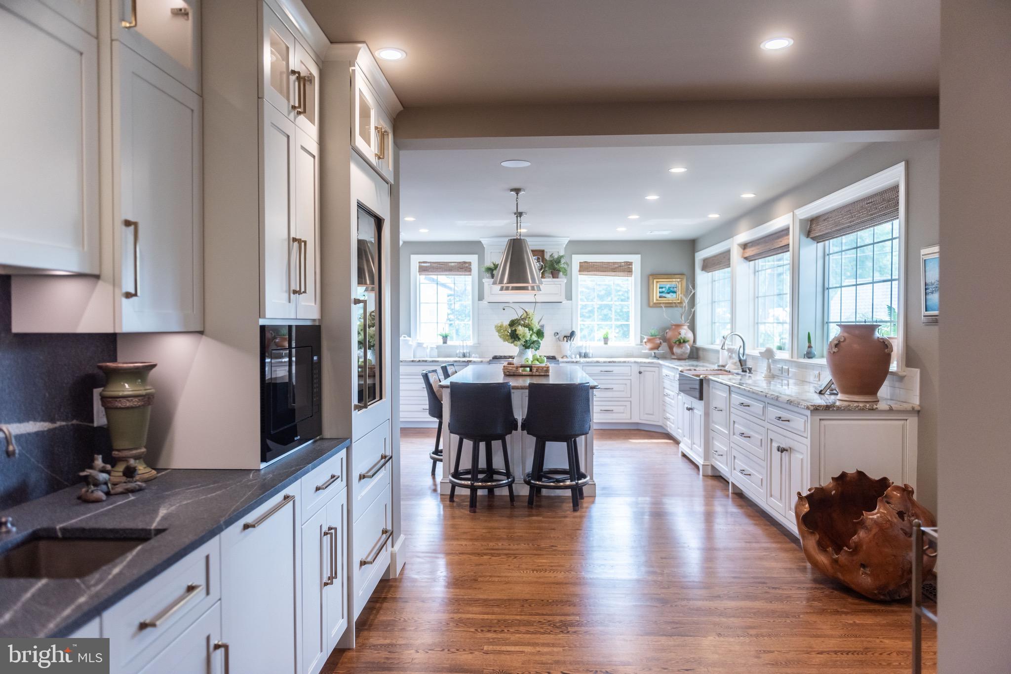 HERSHEY VILLAGE - Residential