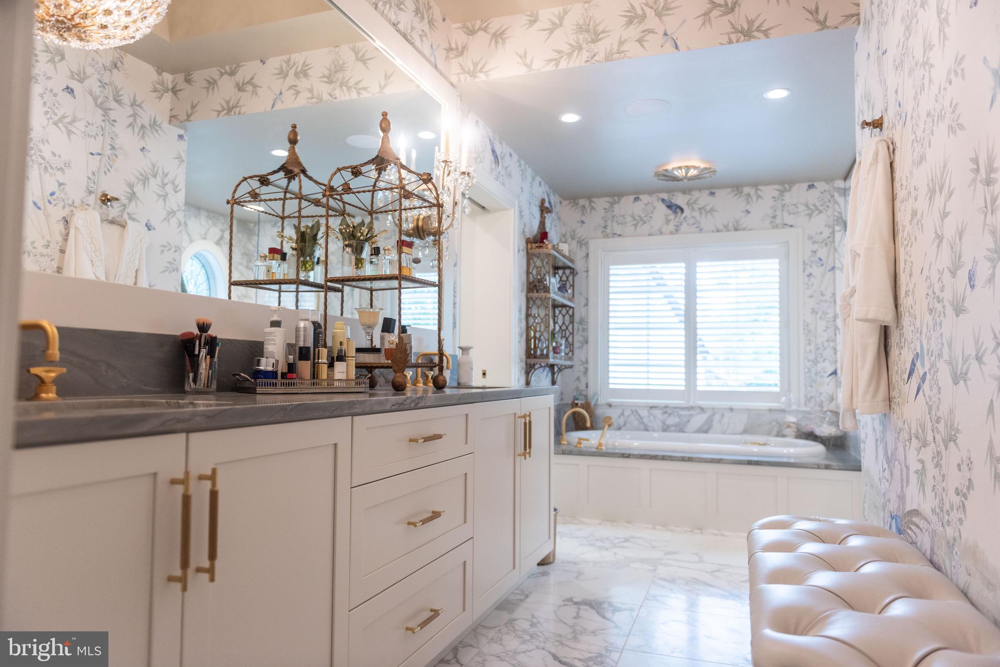 HERSHEY VILLAGE - Residential