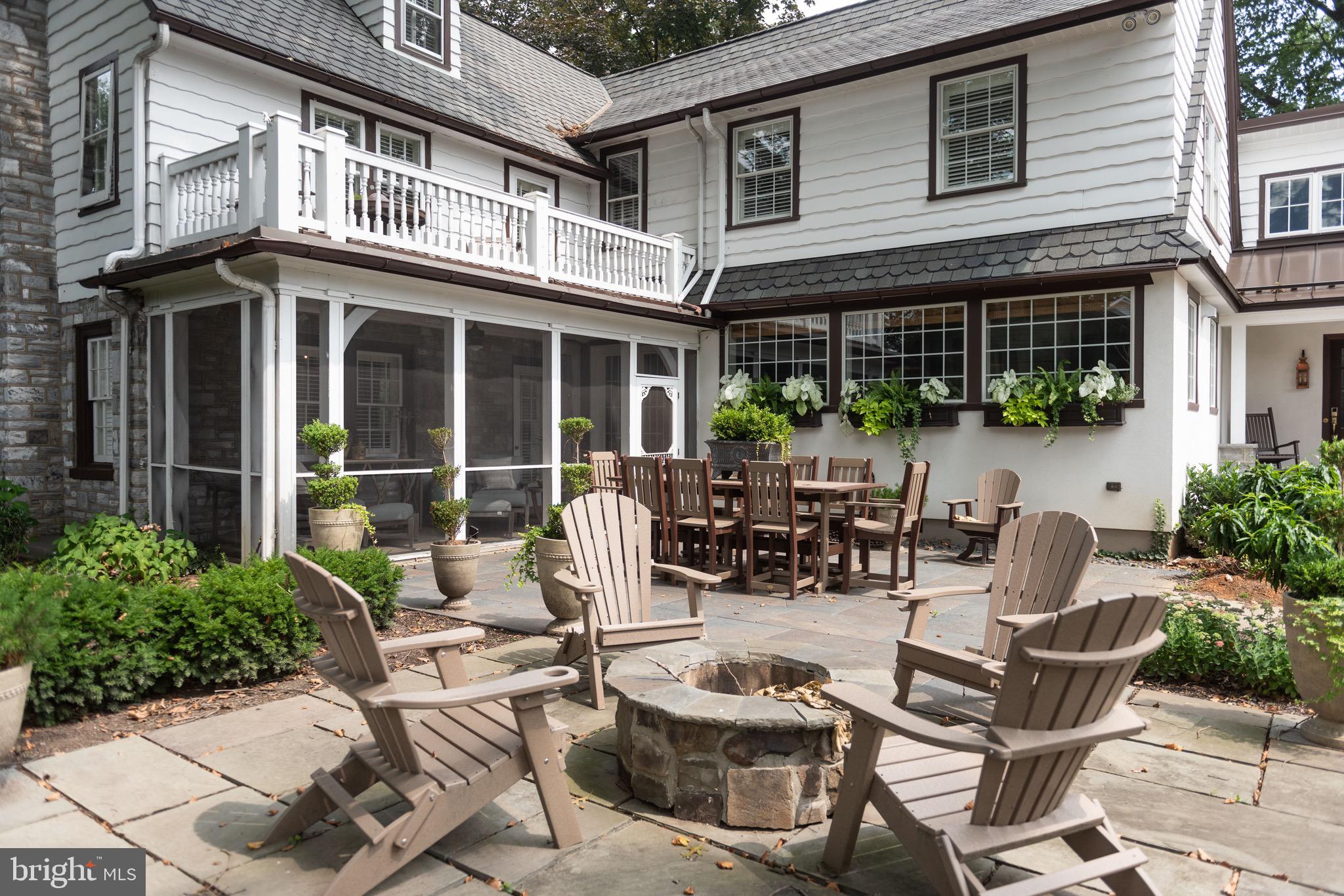 HERSHEY VILLAGE - Residential