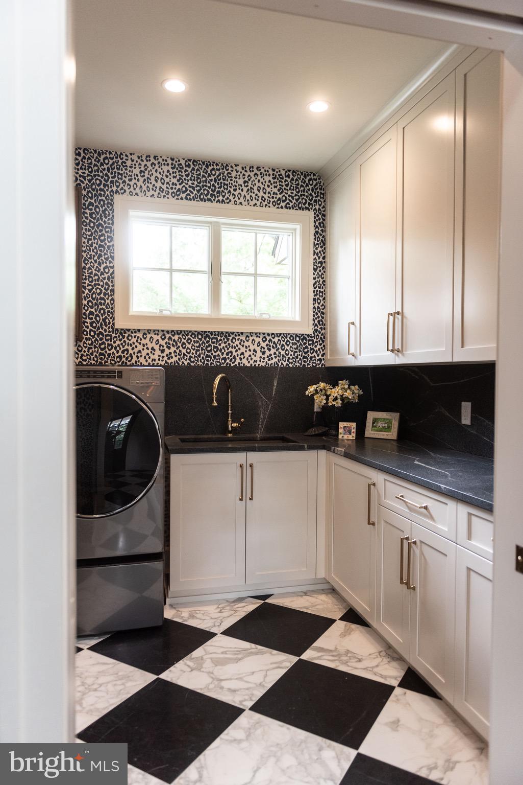 HERSHEY VILLAGE - Residential