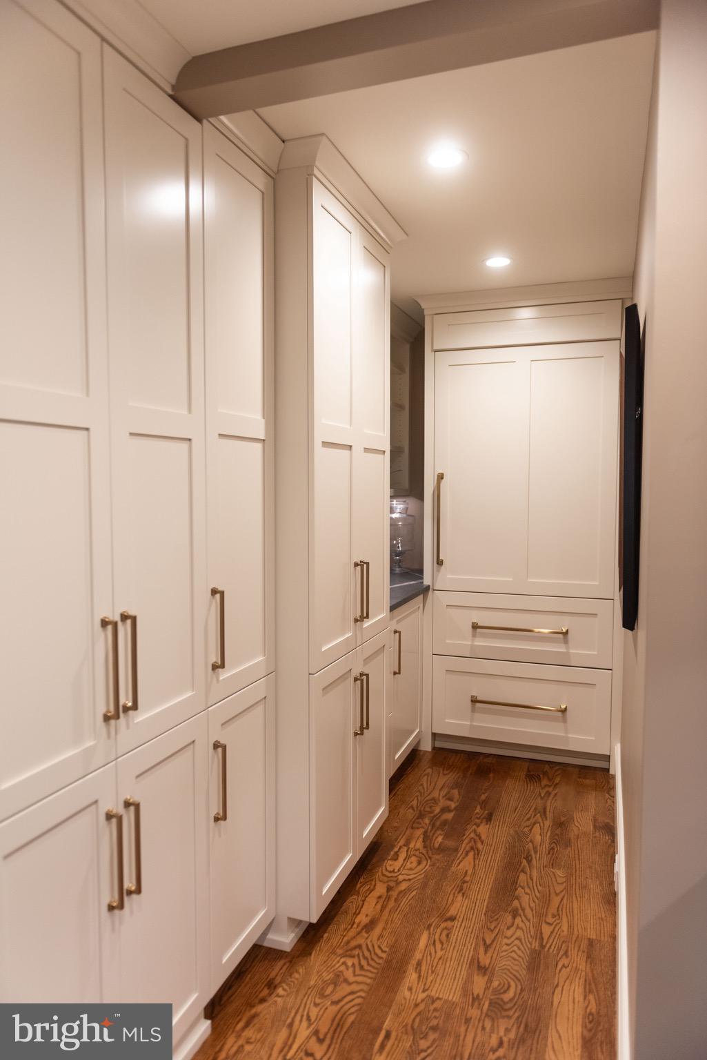 HERSHEY VILLAGE - Residential