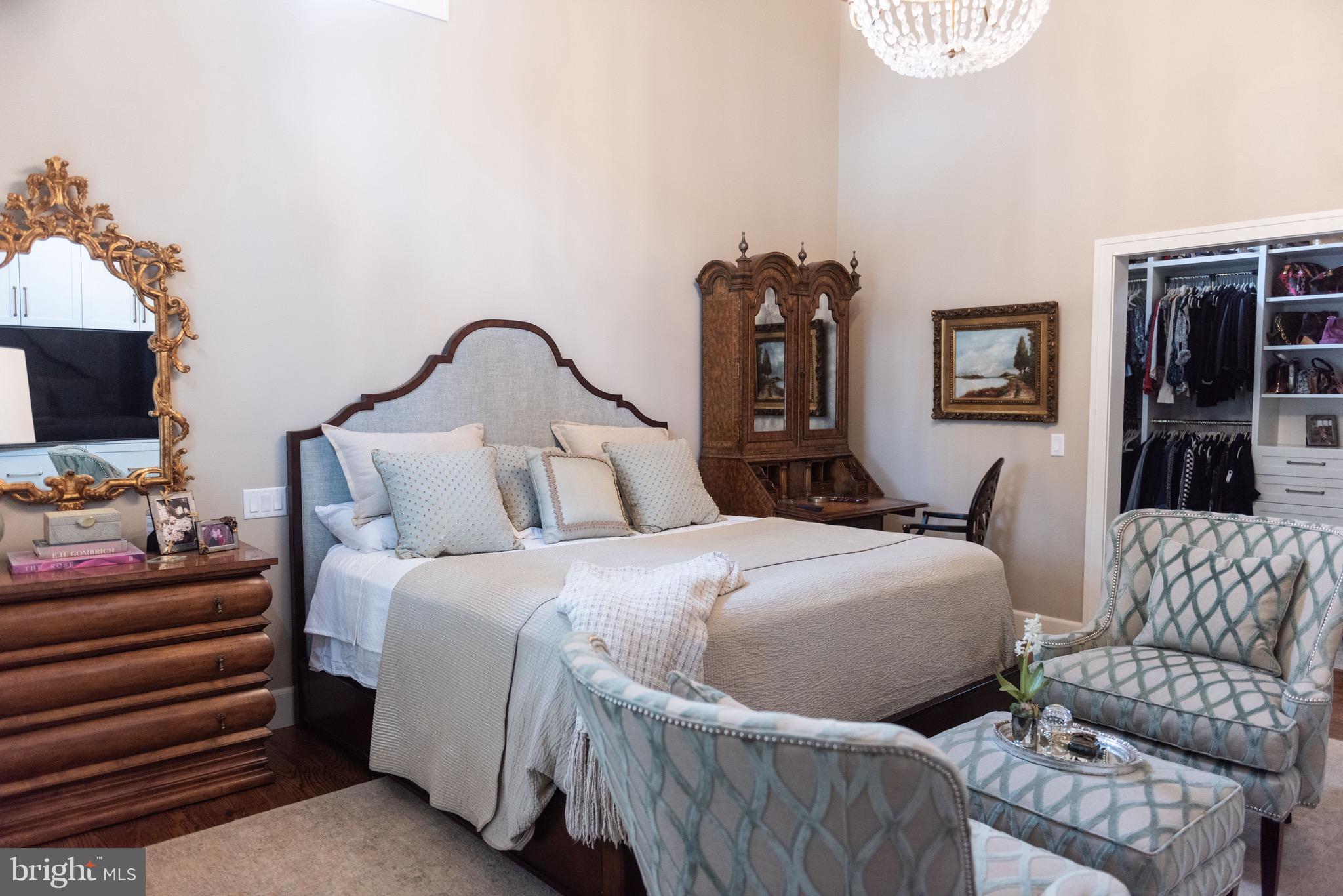 HERSHEY VILLAGE - Residential