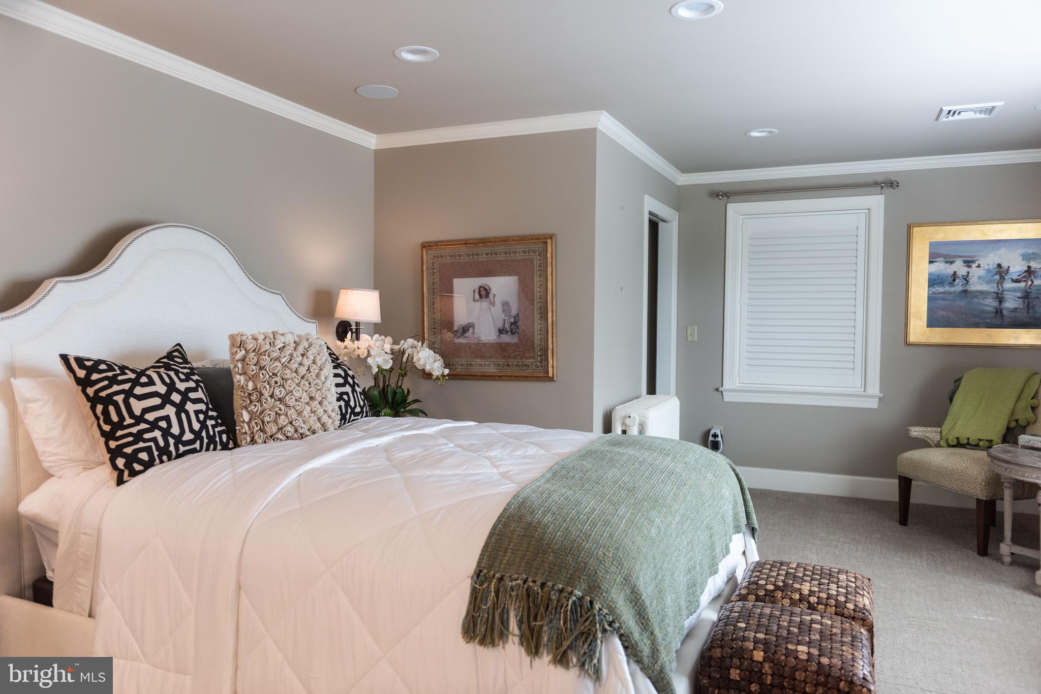 HERSHEY VILLAGE - Residential