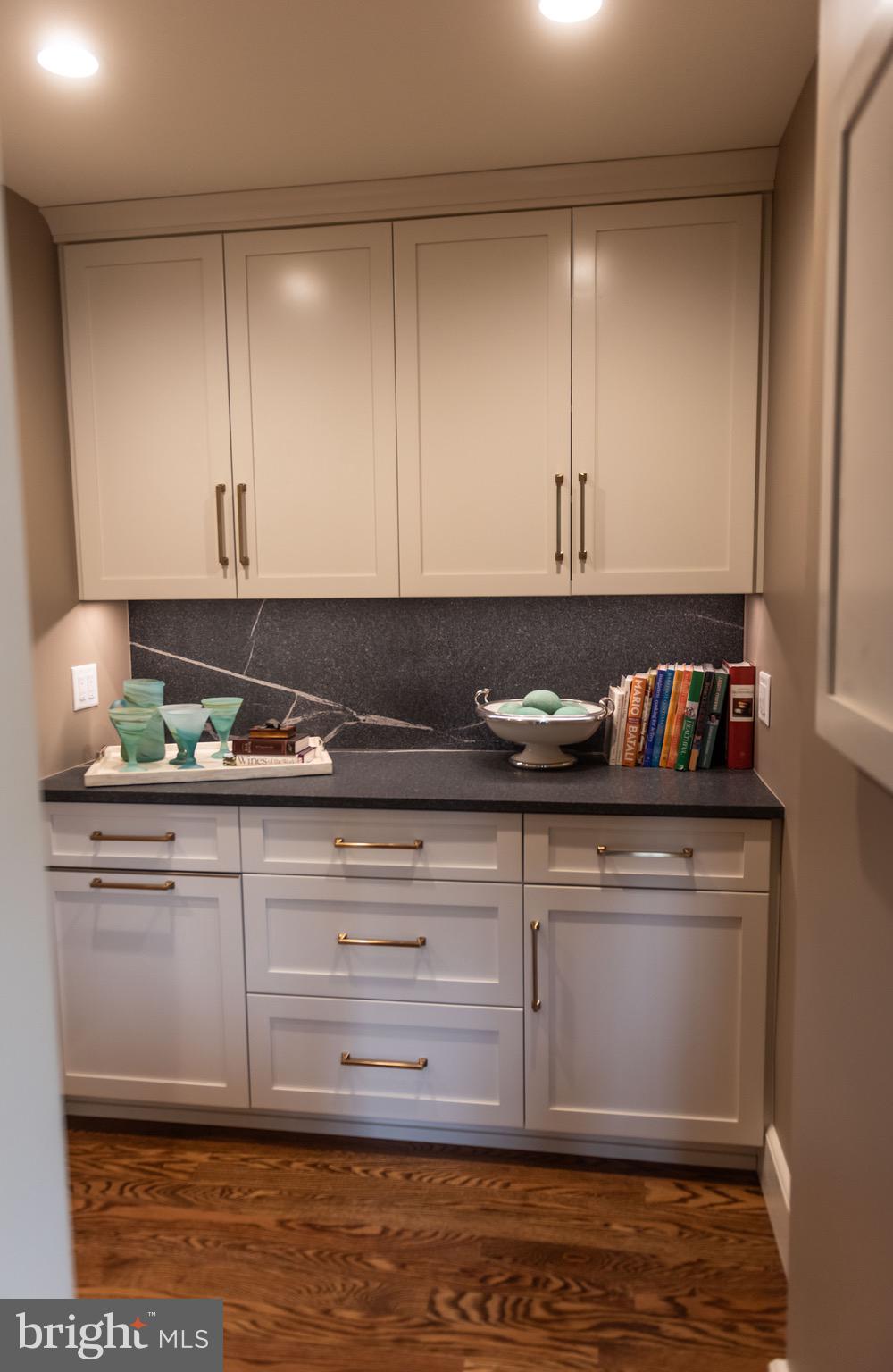 HERSHEY VILLAGE - Residential