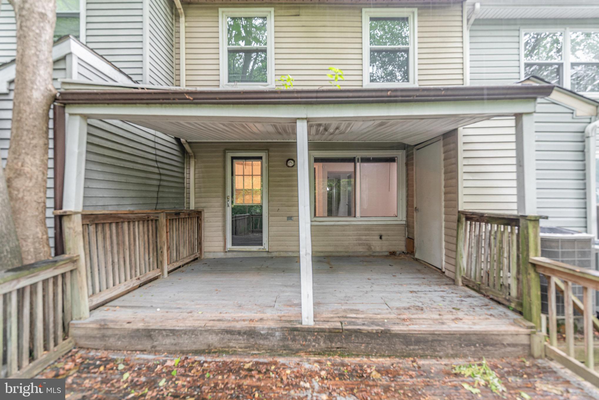 COLONY SQUARE - Residential Lease