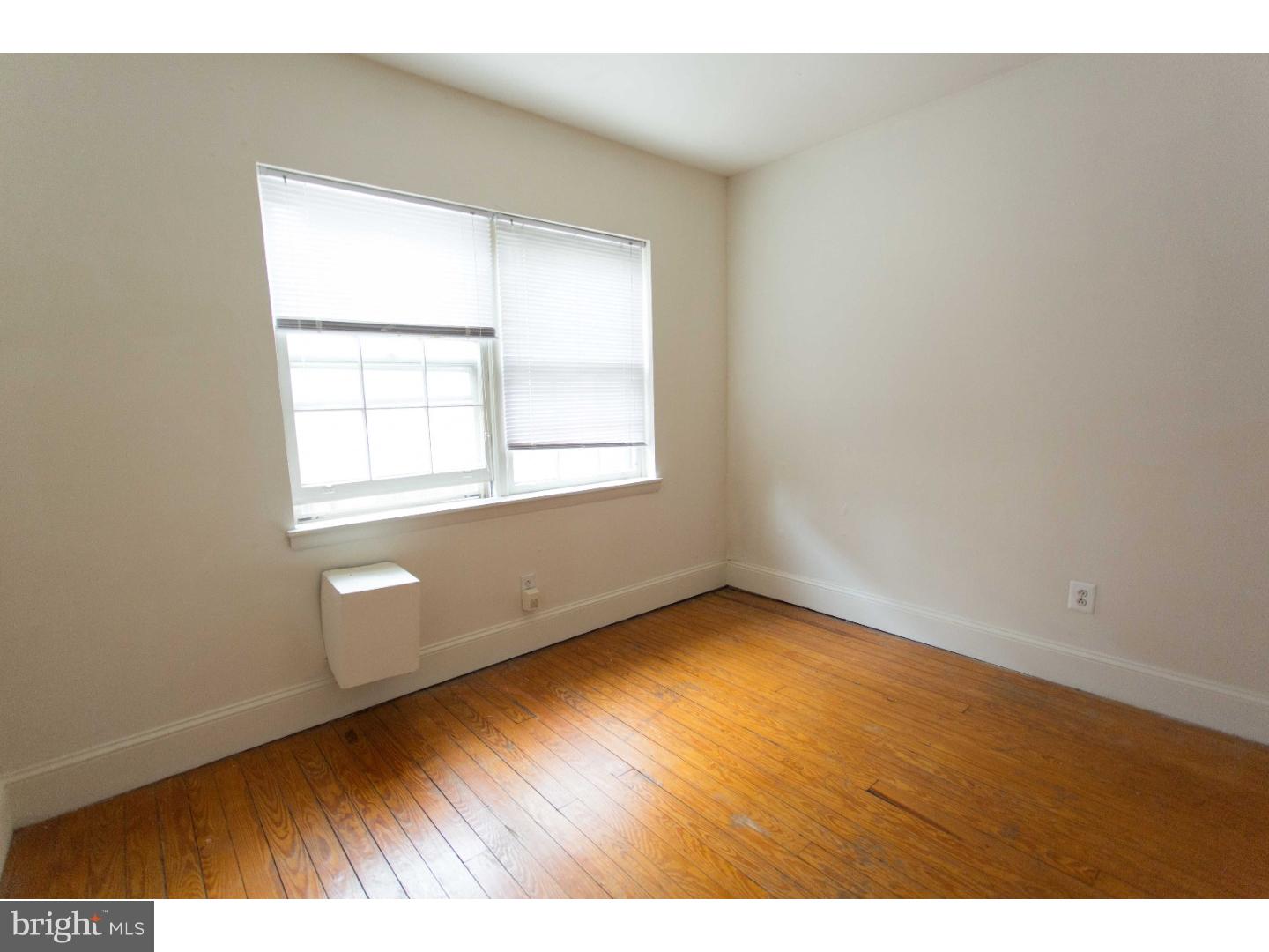 WASHINGTON SQ - Residential Lease