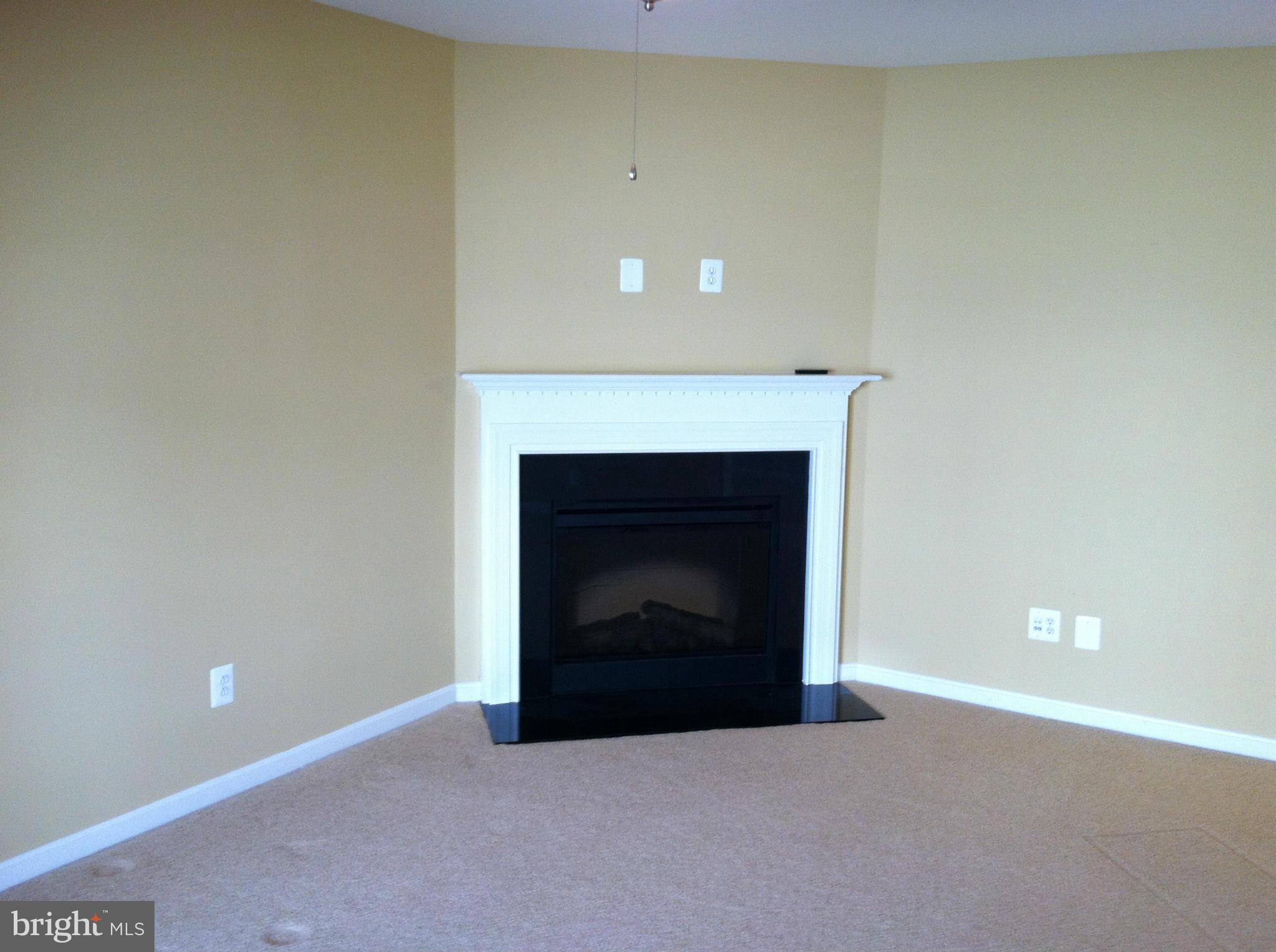 RESIDENCES AT BRAMBLETON - Residential Lease