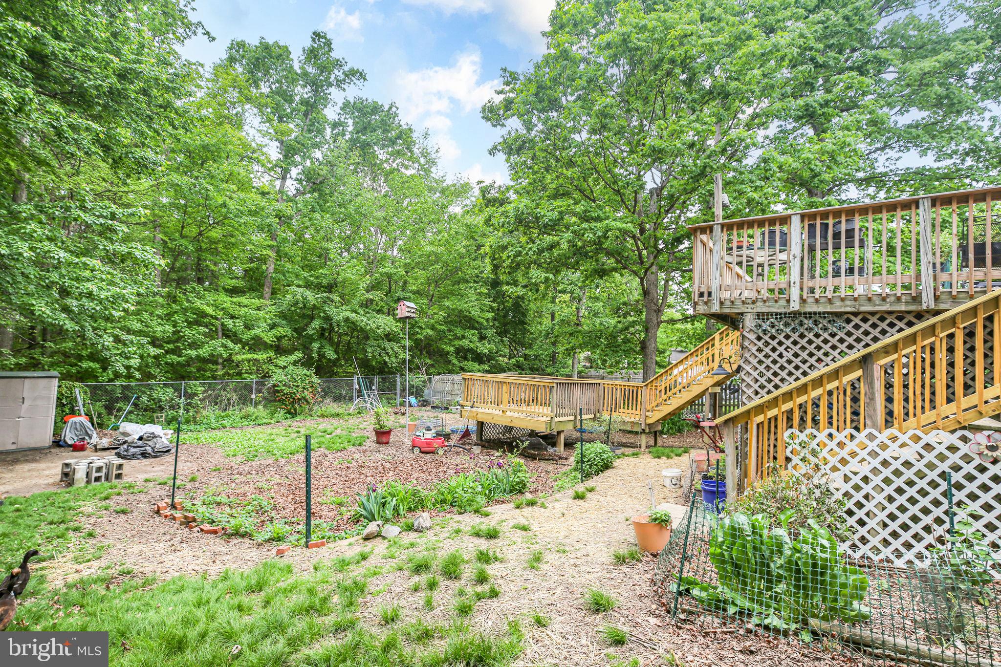 DEVONNE WOODS - Residential