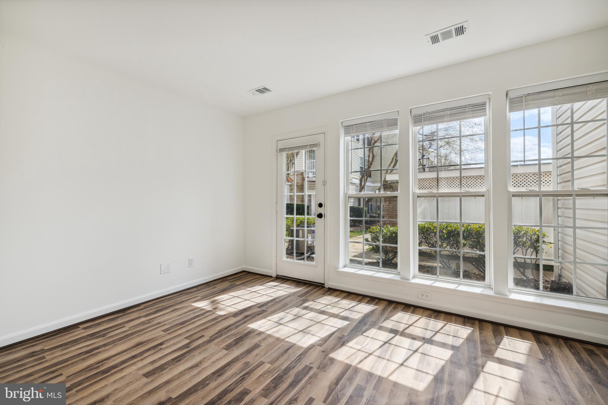 FALLSGROVE - Residential