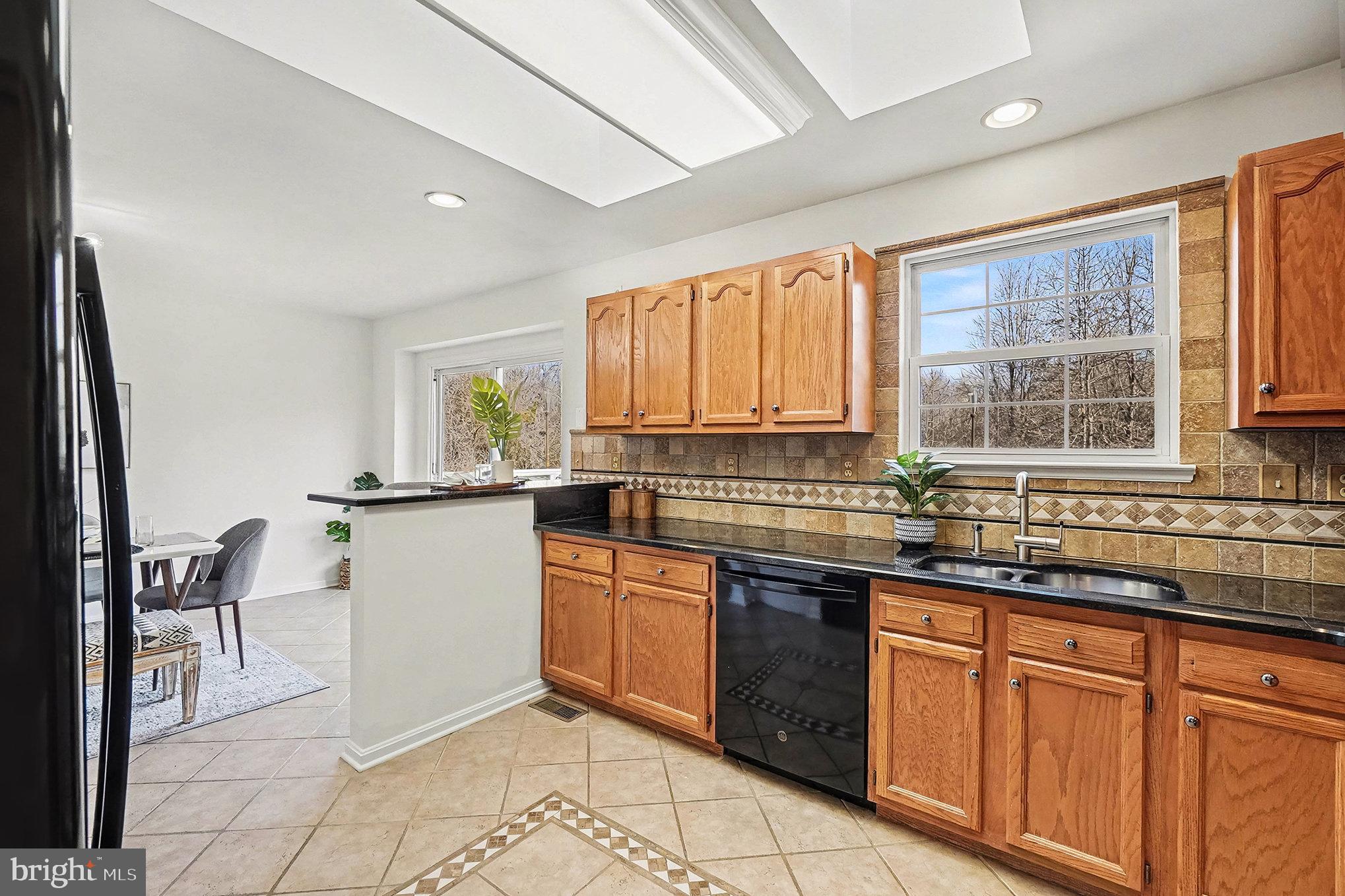 SENECA GARDENS - Residential