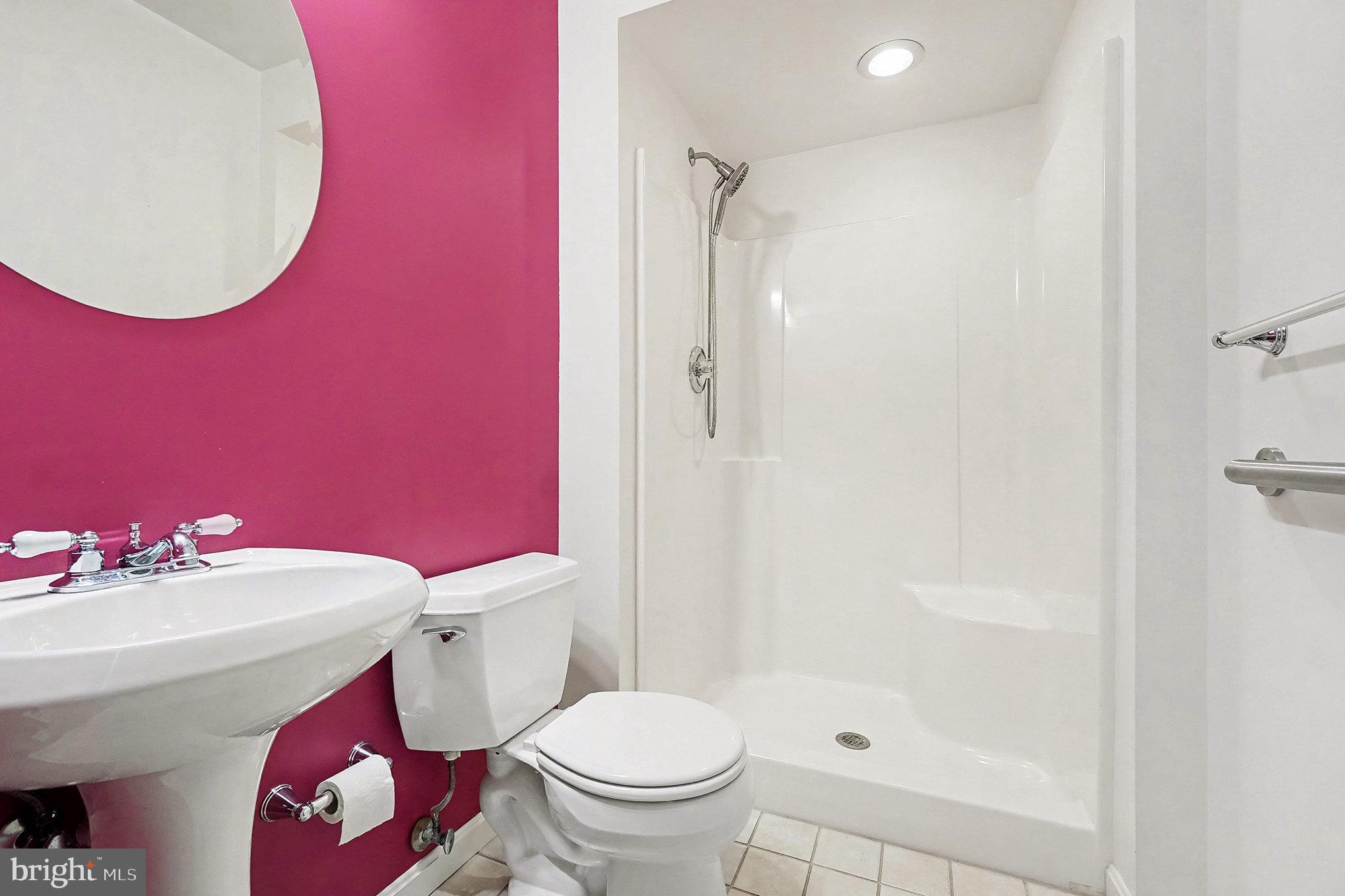 SENECA GARDENS - Residential