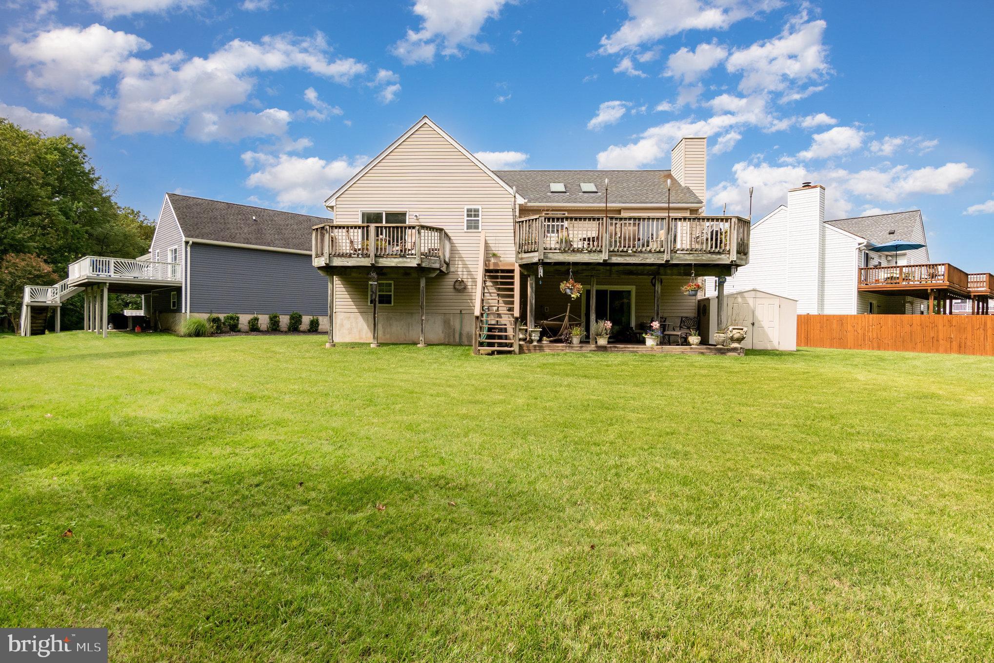 SENECA GARDENS - Residential